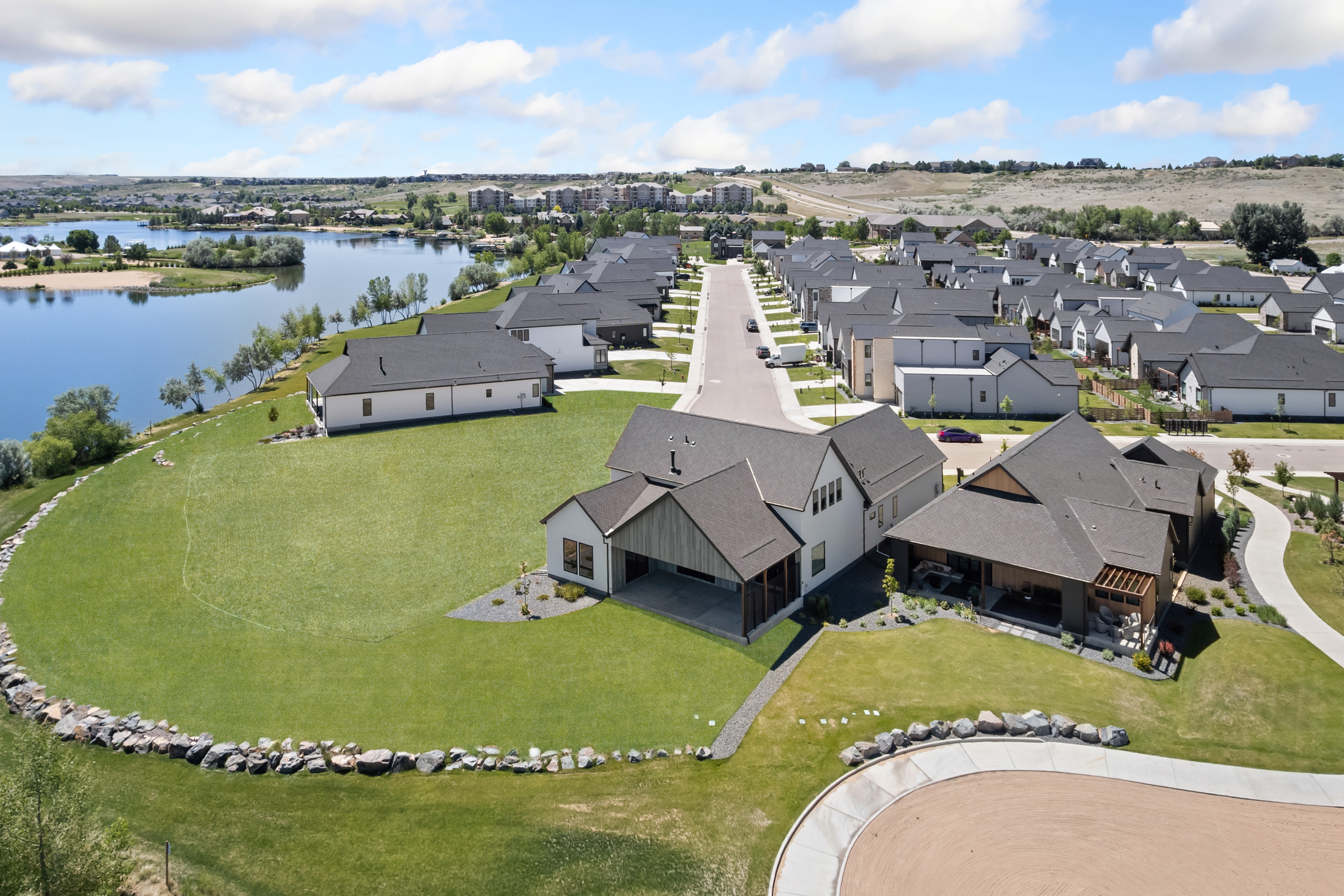  Water Valley Lakefront Living Located on one of the Best Lots - 物件實景