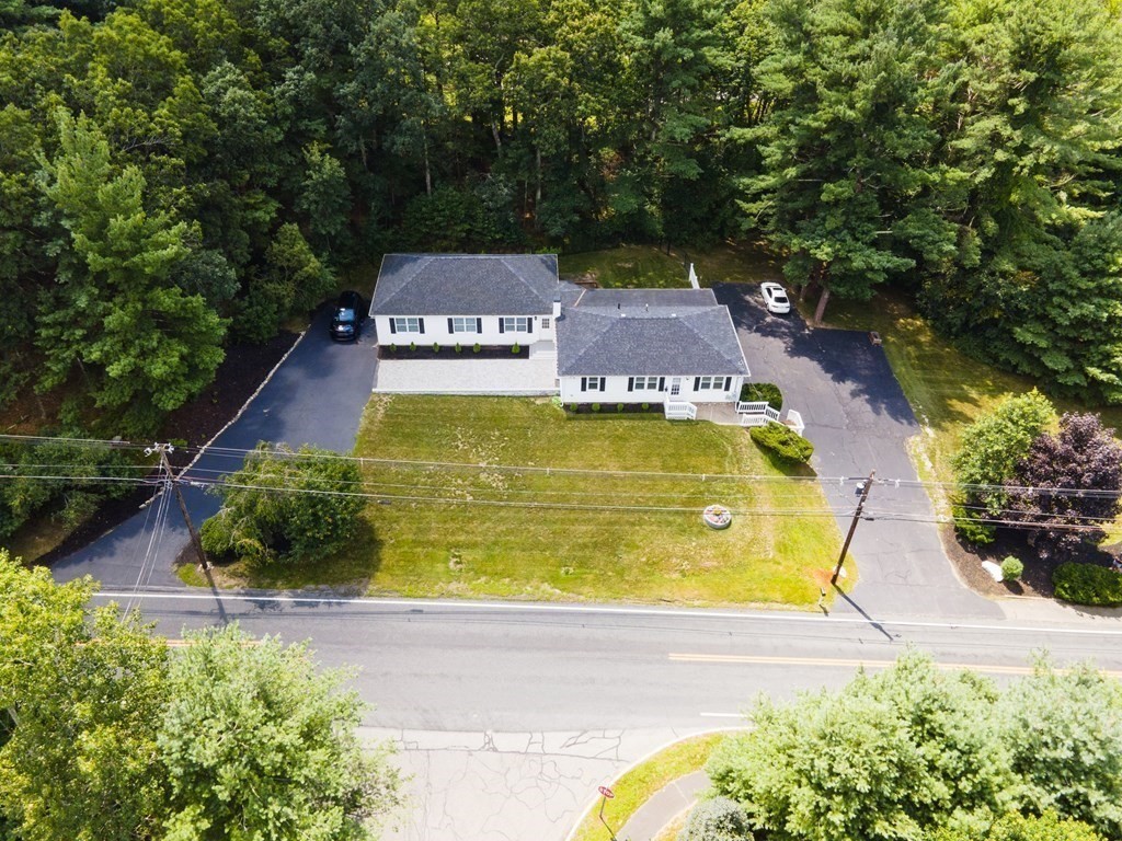 Wrentham, Massachusetts, 02093, United States, 3 Bedrooms Bedrooms, ,5 BathroomsBathrooms,Residential,For Sale,1851924