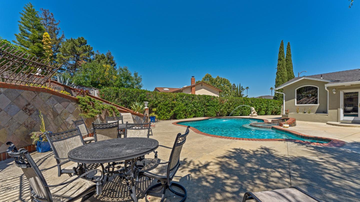 San Jose - Blossom Valley, California, 95123, United States, 3 Bedrooms Bedrooms, ,2 BathroomsBathrooms,Residential,For Sale,1742904