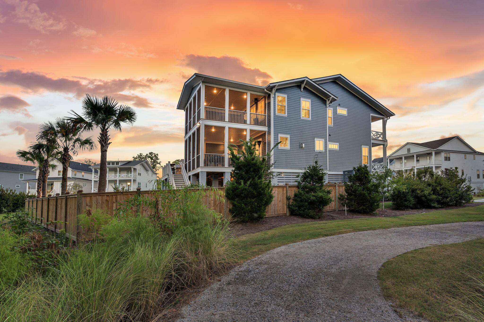 Charleston, South Carolina, 29492, United States, 4 Bedrooms Bedrooms, ,4 BathroomsBathrooms,Residential,For Sale,1979260