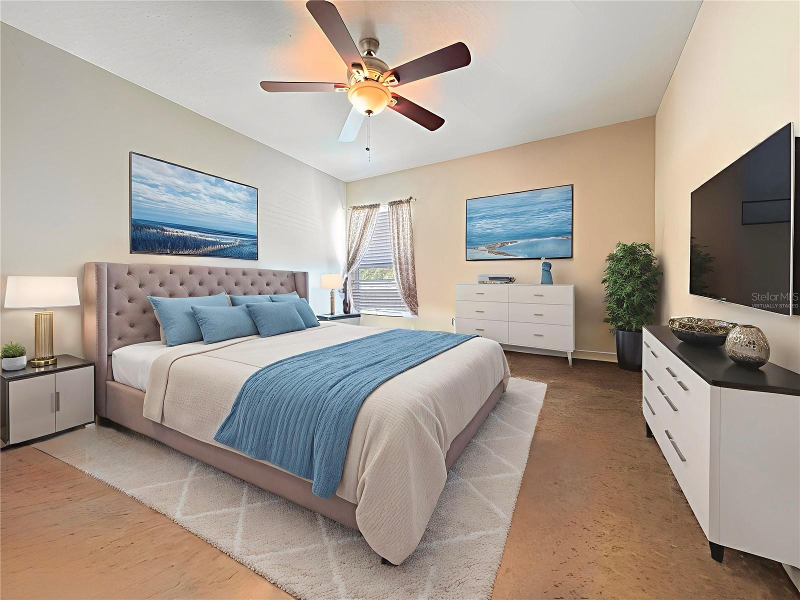 WINTER GARDEN, Florida, 34787, United States, 5 Bedrooms Bedrooms, ,3 BathroomsBathrooms,Residential,For Sale,1974111