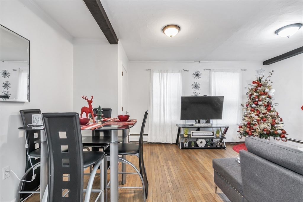 Haverhill, Massachusetts, 01830, United States, 5 Bedrooms Bedrooms, ,3 BathroomsBathrooms,Residential,For Sale,1990407