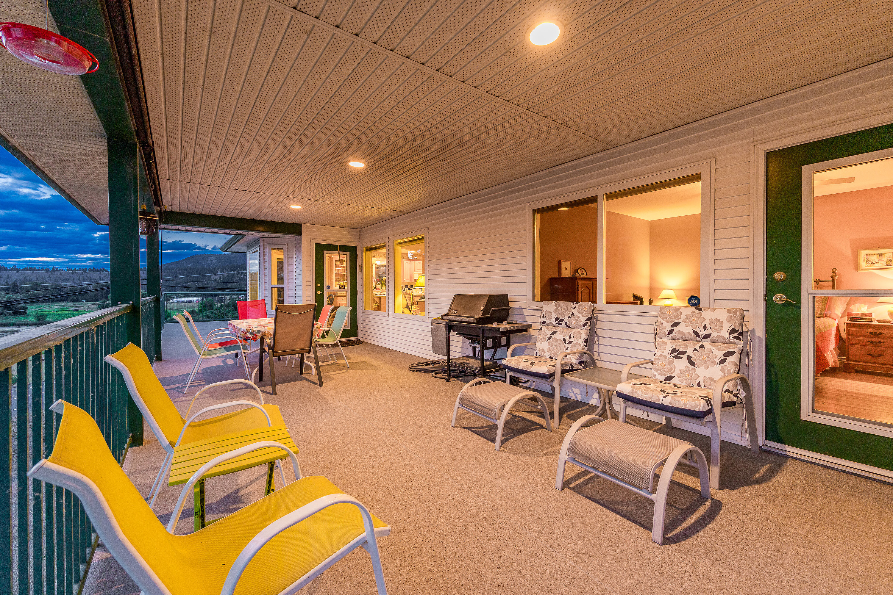 Charming Lakeview Rancher - 物件實景