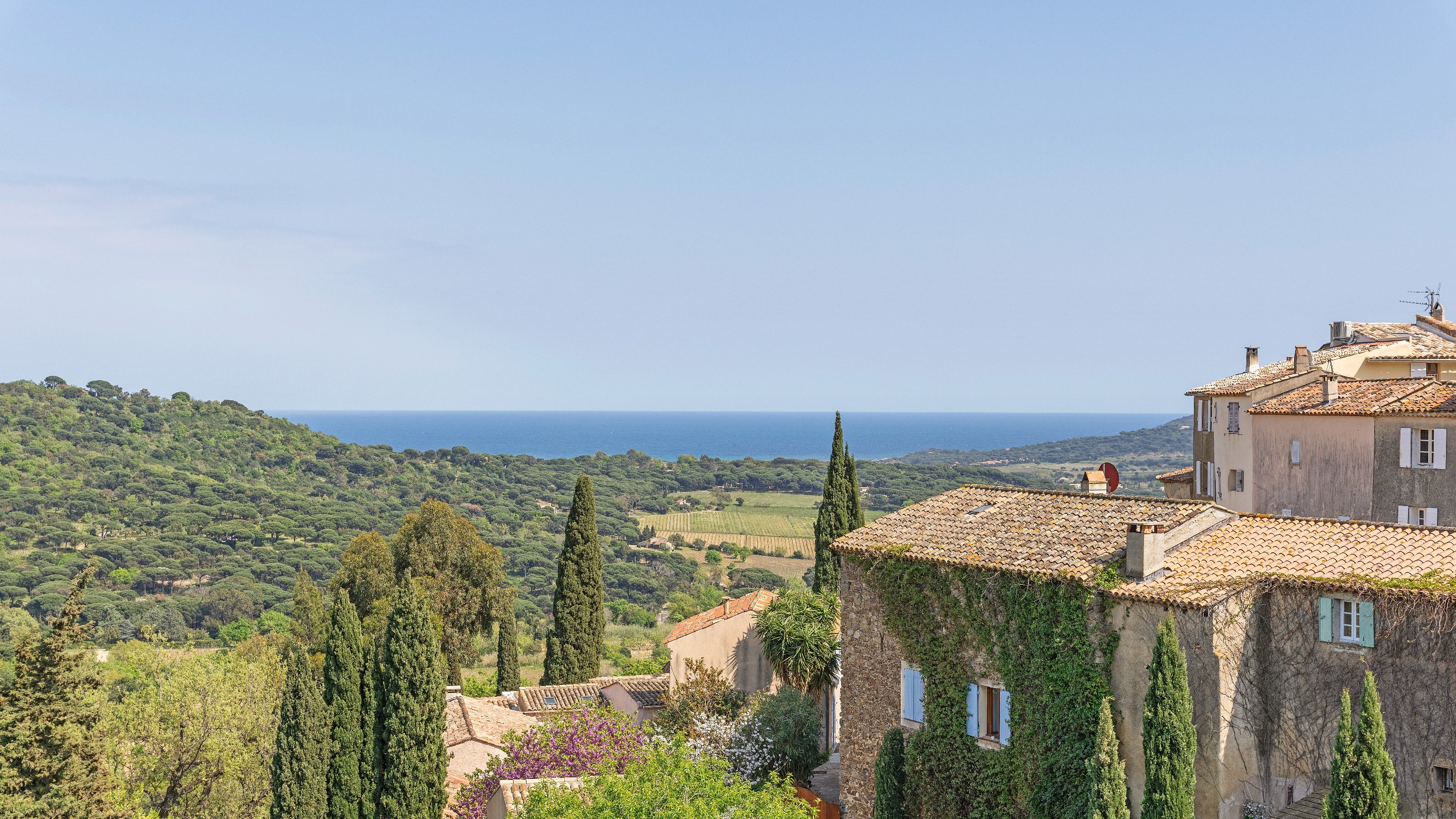  Top floor duplex apartment with sea view, 3 bedrooms, heart of Ramatuelle villa… - 物件實景