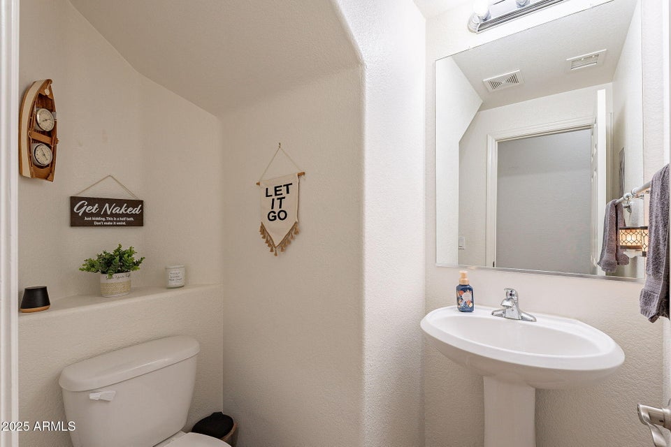 Surprise, Arizona, 85379, United States, 5 Bedrooms Bedrooms, ,1 BathroomBathrooms,Residential,For Sale,1979655