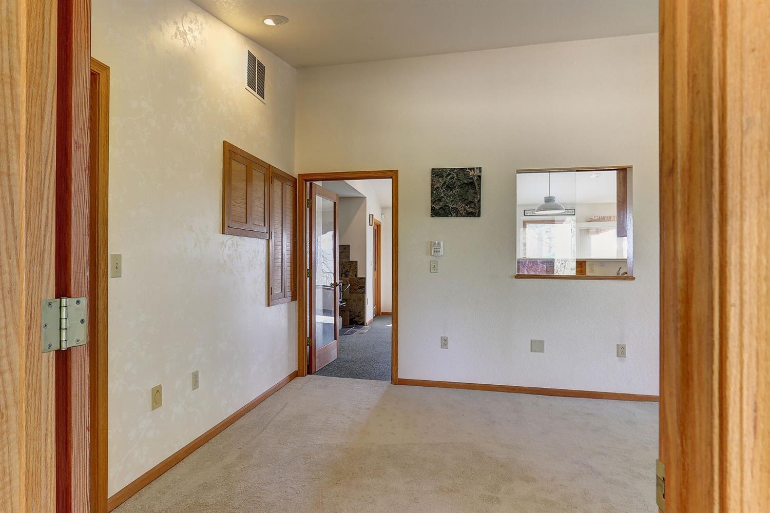 Grass Valley, California, 95949, United States, 3 Bedrooms Bedrooms, ,3 BathroomsBathrooms,Residential,For Sale,1842602