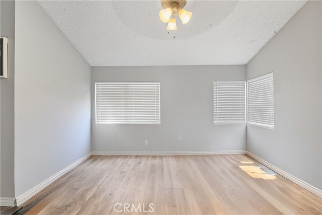 Moreno Valley, California, 92557, United States, 4 Bedrooms Bedrooms, ,3 BathroomsBathrooms,Residential,For Sale,1978485