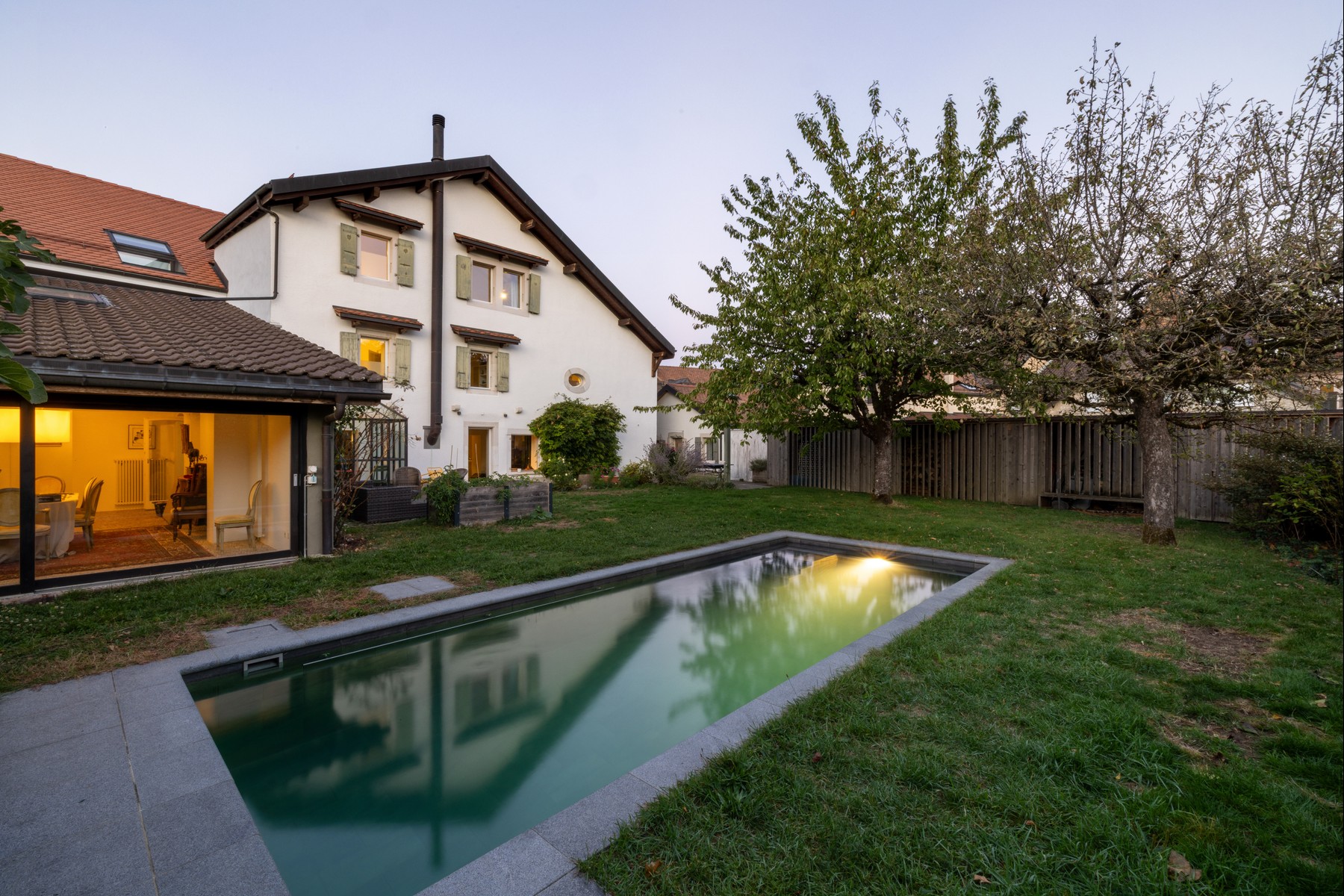  a family home where  everyone has their own space - 物件實景