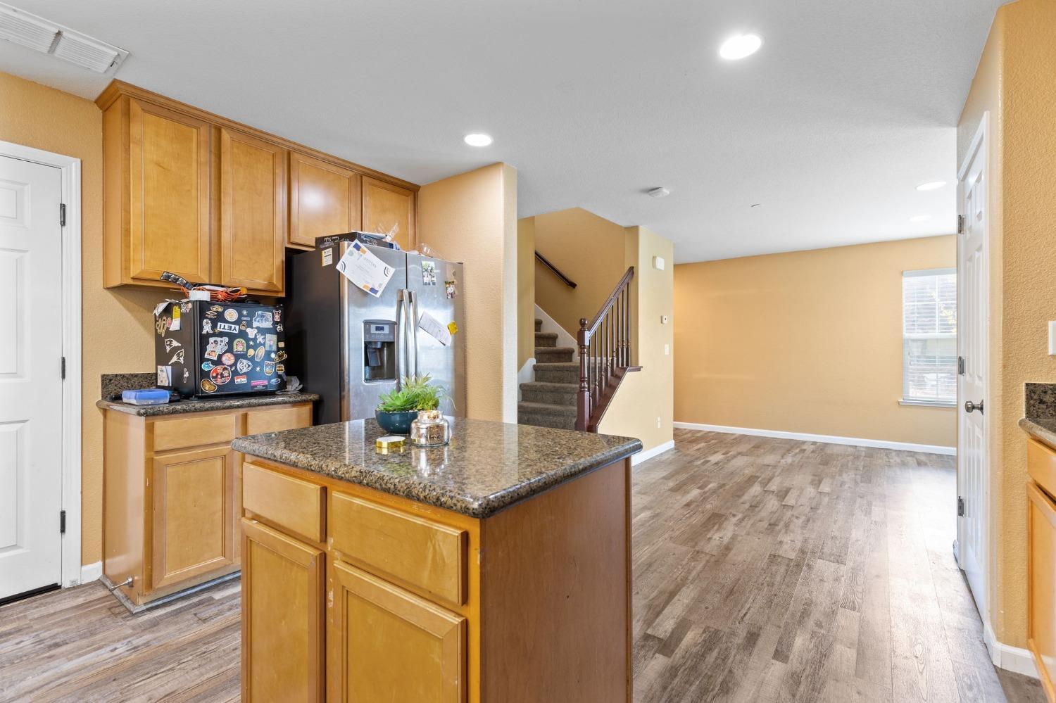 Woodland, California, 95776, United States, 3 Bedrooms Bedrooms, ,3 BathroomsBathrooms,Residential,For Sale,1910654