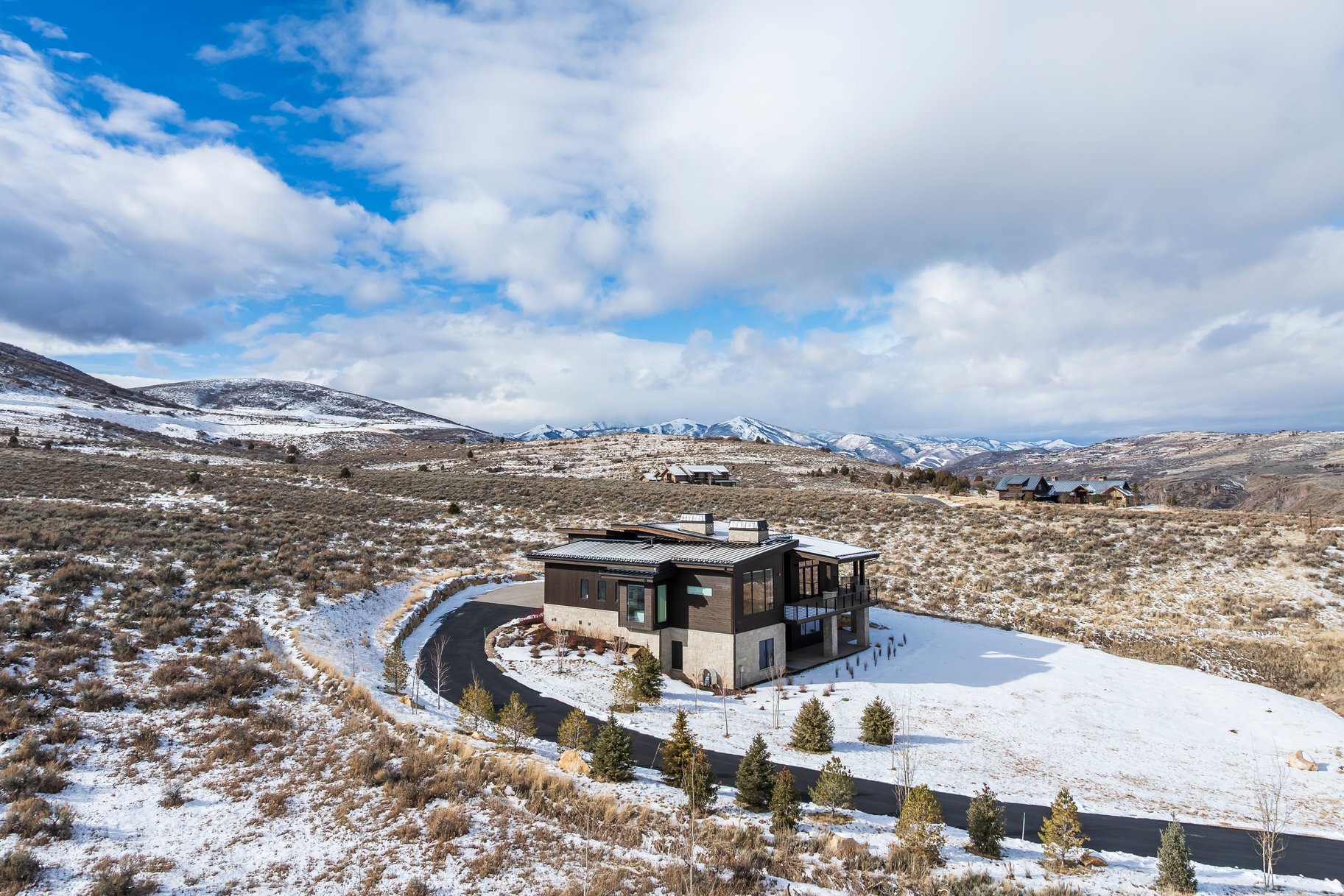  Beautiful Modern Custom Home with Rock Cliff Views at Victory Ranch - 物件實景