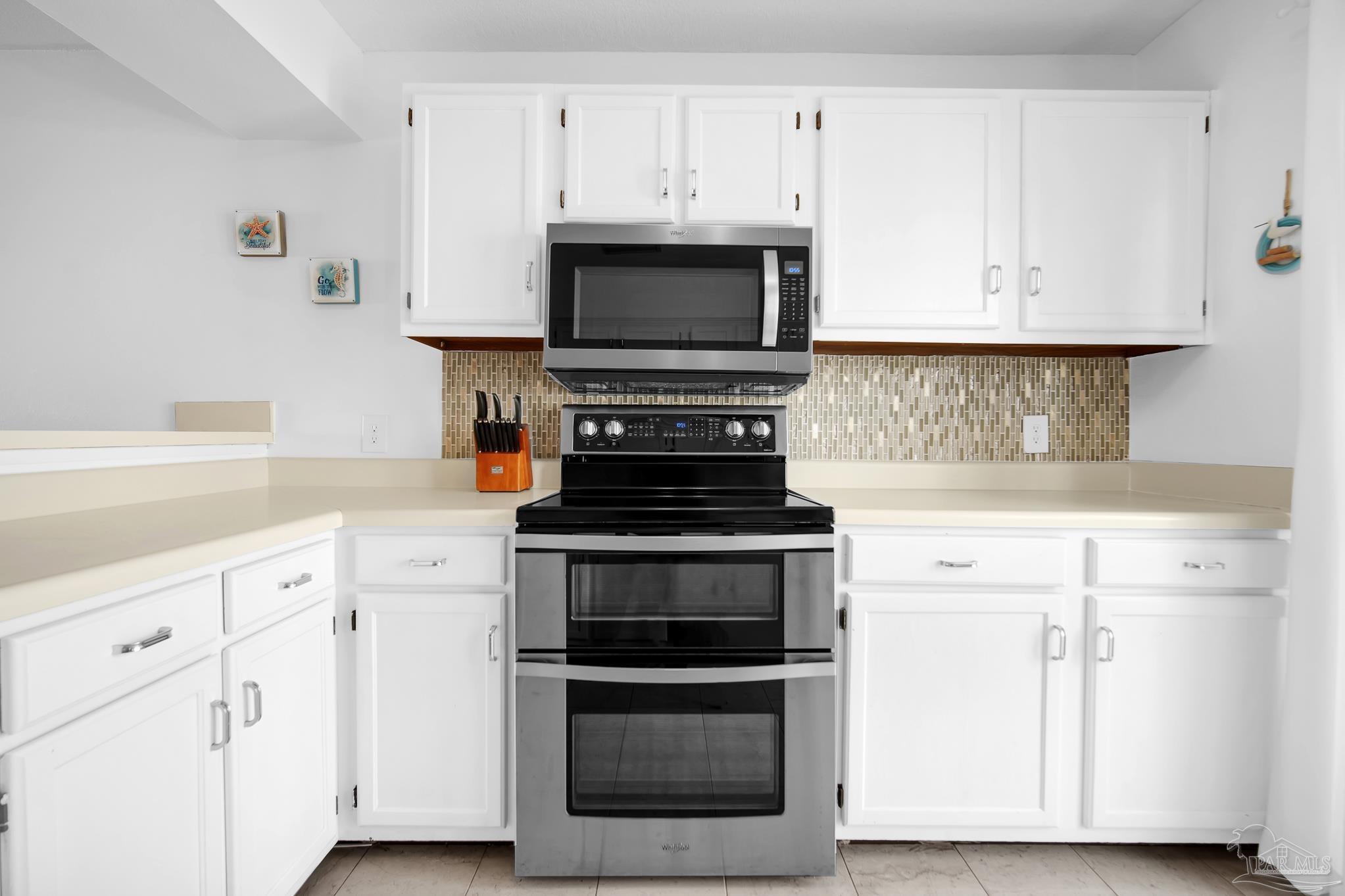 Navarre Beach, Florida, 32566, United States, 2 Bedrooms Bedrooms, ,3 BathroomsBathrooms,Residential,For Sale,1968744