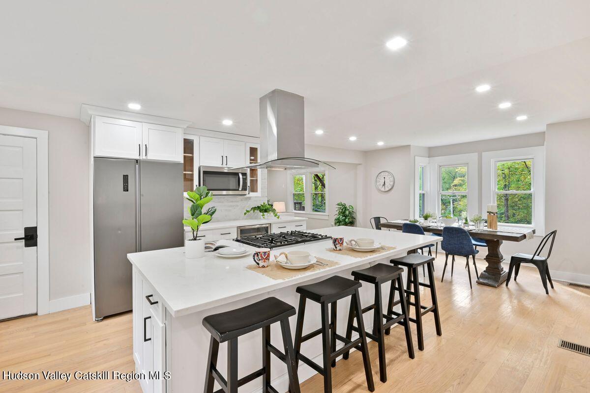 Woodstock, New York, 12498, United States, 4 Bedrooms Bedrooms, ,3 BathroomsBathrooms,Residential,For Sale,1991084