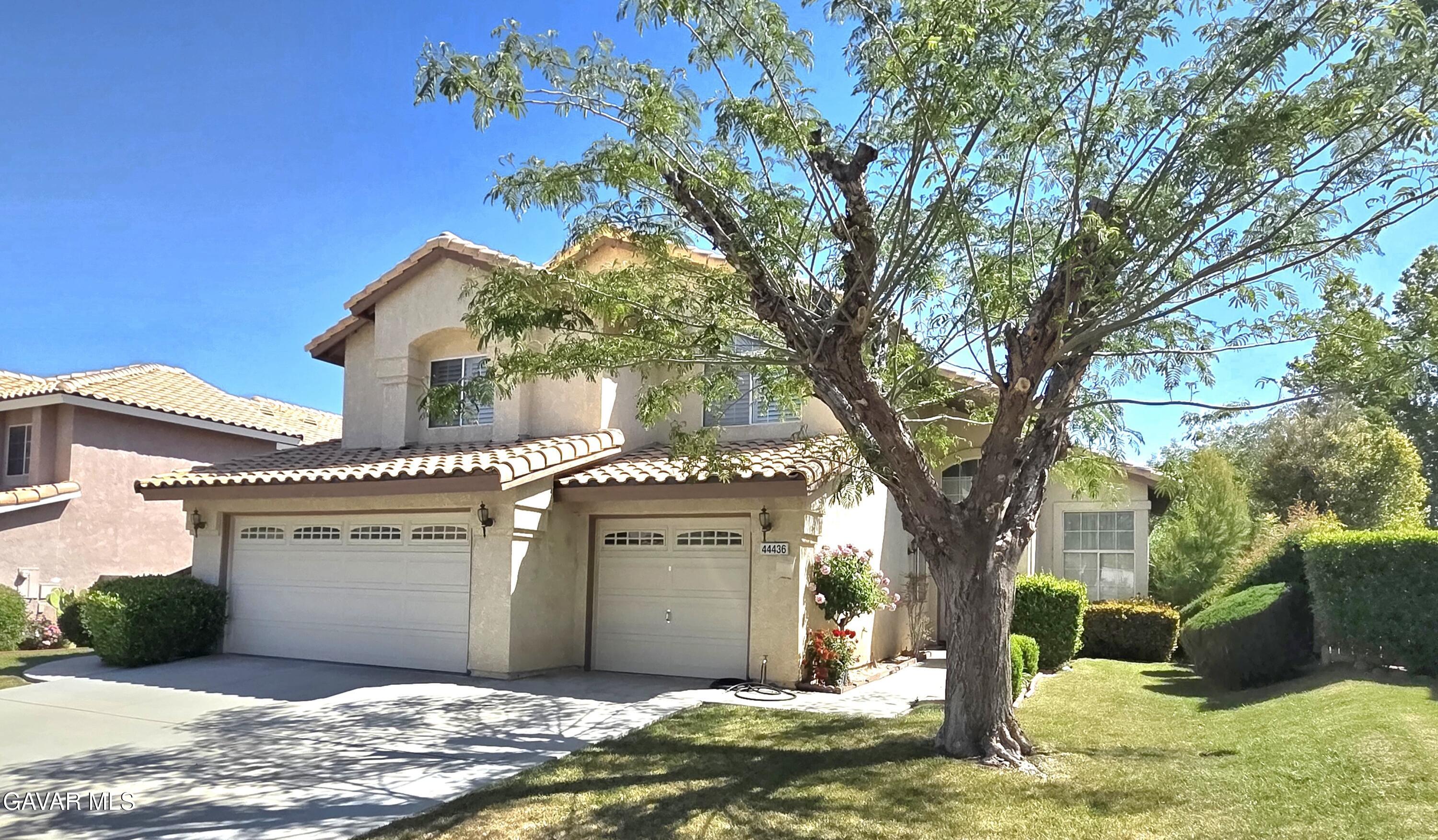 Lancaster, California, 93536, United States, 4 Bedrooms Bedrooms, ,3 BathroomsBathrooms,Residential,For Sale,2040565