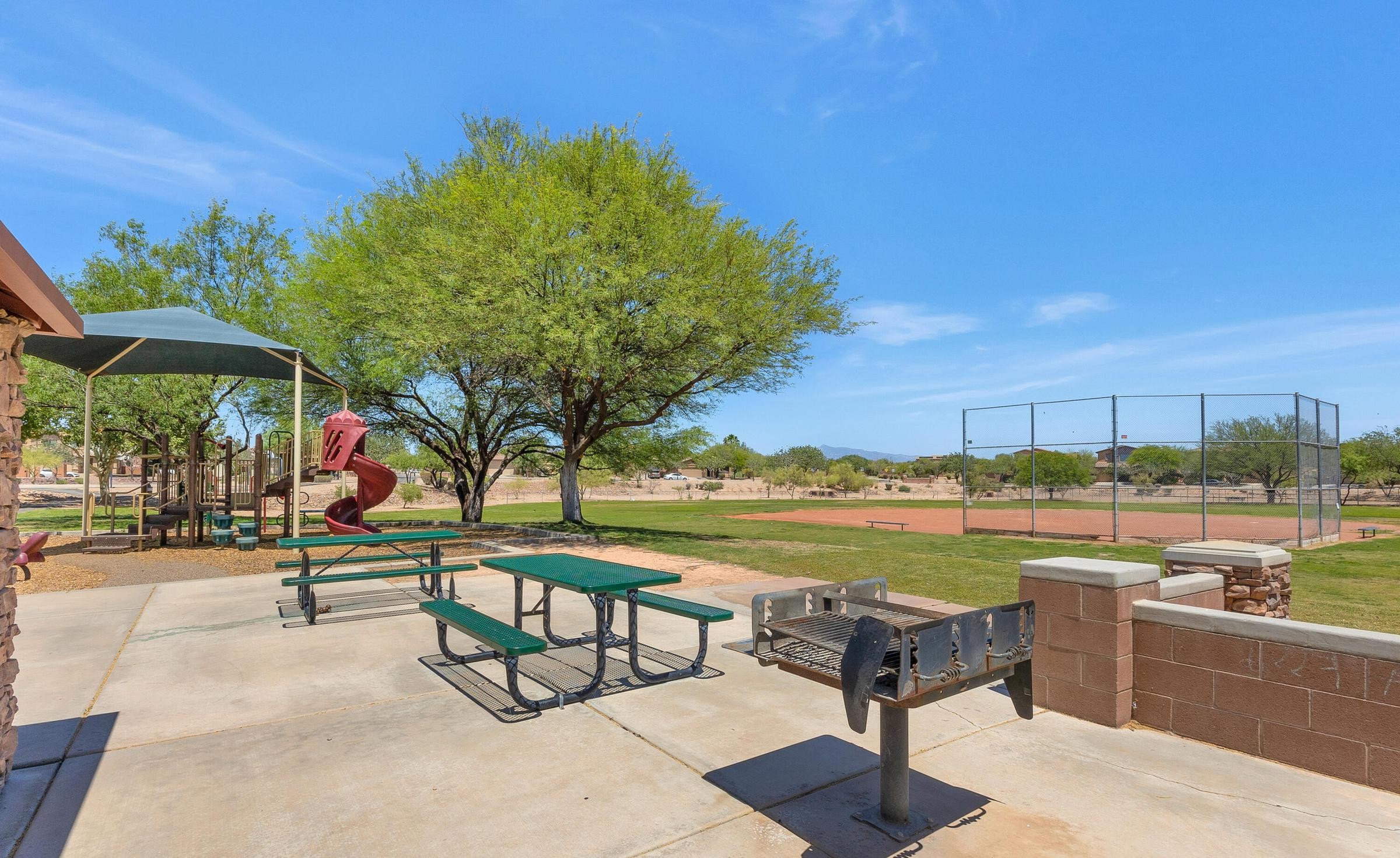  7326 E Alderberry Street  Tucson, AZ - 物件實景