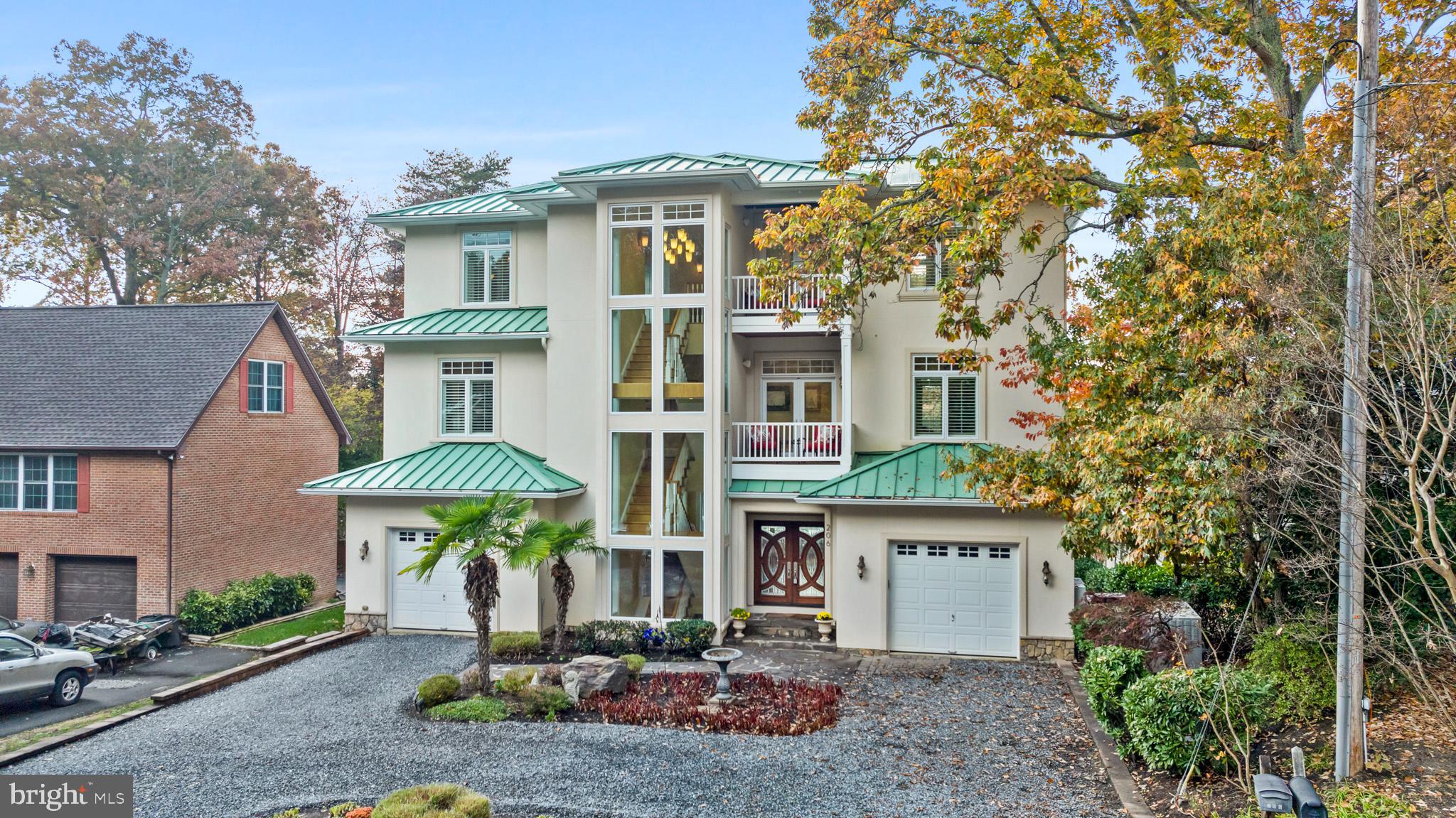 Lusby, Maryland, 20657, United States, 4 Bedrooms Bedrooms, ,6 BathroomsBathrooms,Residential,For Sale,1990435