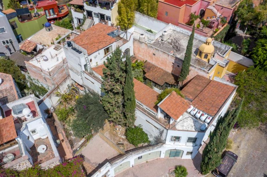 San Miguel de Allende, Guanajuato, 37750, Mexico, 8 Bedrooms Bedrooms, ,6 BathroomsBathrooms,Residential,For Sale,1738645