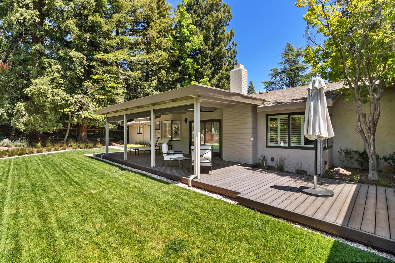 Carmichael, California, 95608, United States, 4 Bedrooms Bedrooms, ,3 BathroomsBathrooms,Residential,For Sale,1986318