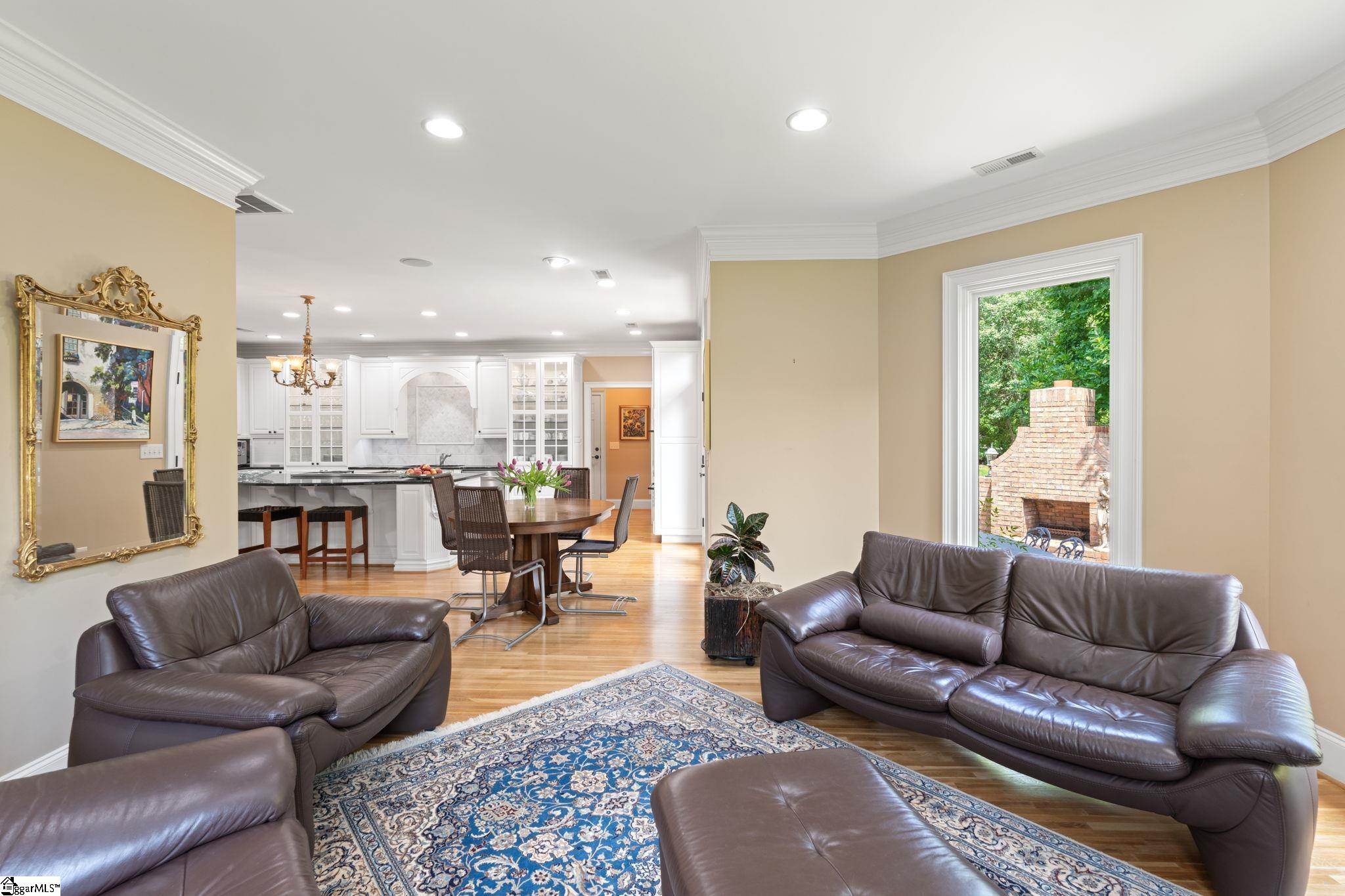 Simpsonville, South Carolina, 29681, United States, 4 Bedrooms Bedrooms, ,4 BathroomsBathrooms,Residential,For Sale,1901153