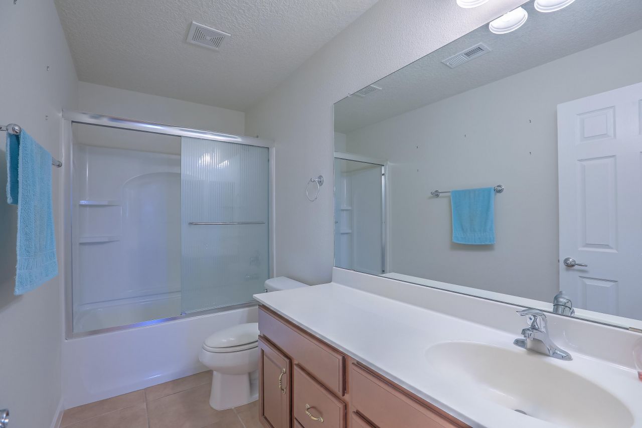 Rio Rancho, New Mexico, 87124, United States, 4 Bedrooms Bedrooms, ,3 BathroomsBathrooms,Residential,For Sale,1987621