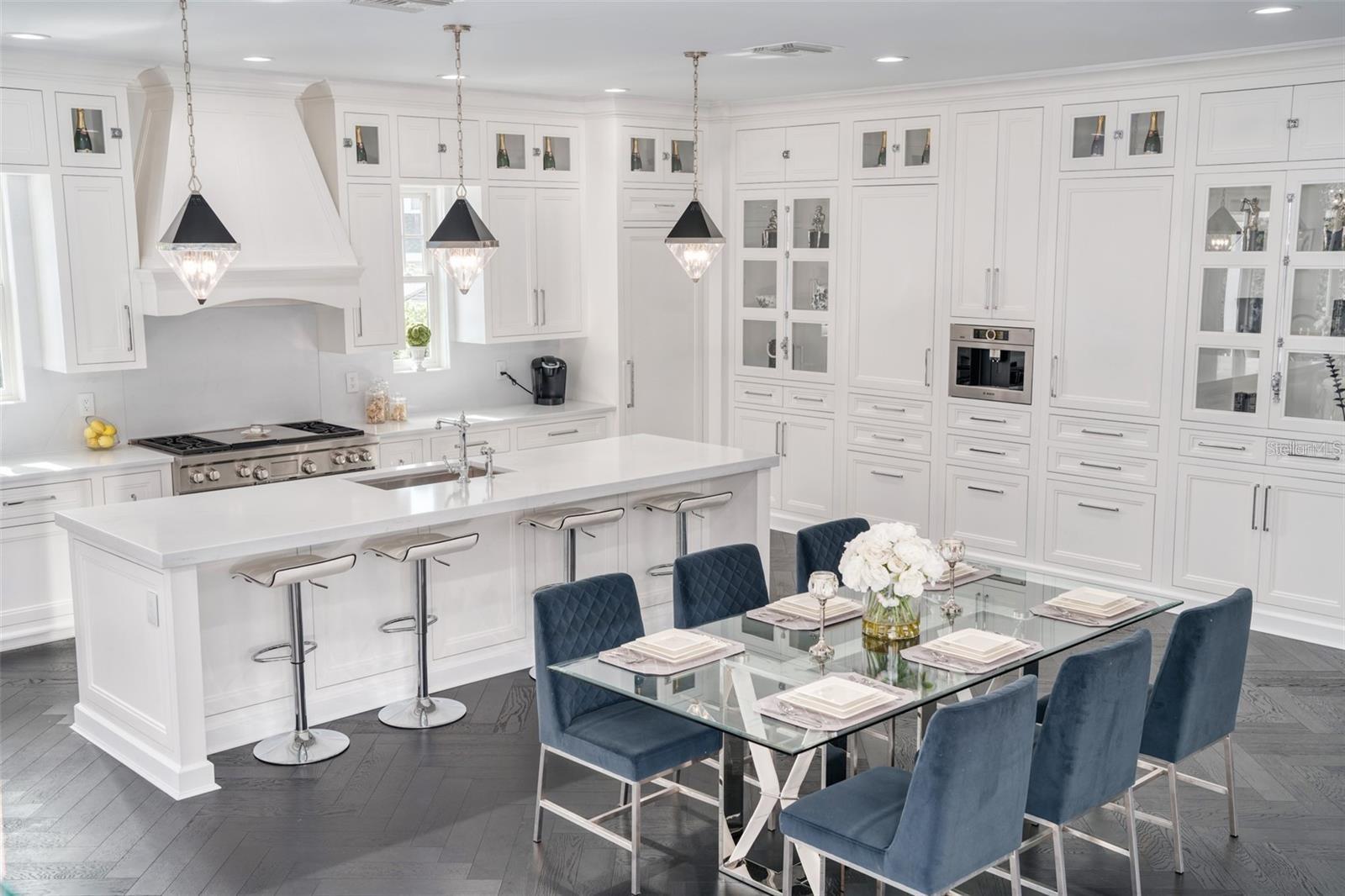 CELEBRATION, Florida, 34747, United States, 5 Bedrooms Bedrooms, ,6 BathroomsBathrooms,Residential,For Sale,1978639