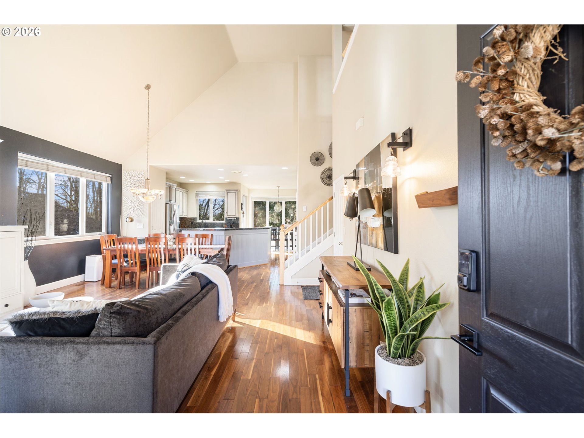 Portland, Oregon, 97229, United States, 2 Bedrooms Bedrooms, ,2 BathroomsBathrooms,Residential,For Sale,2008521