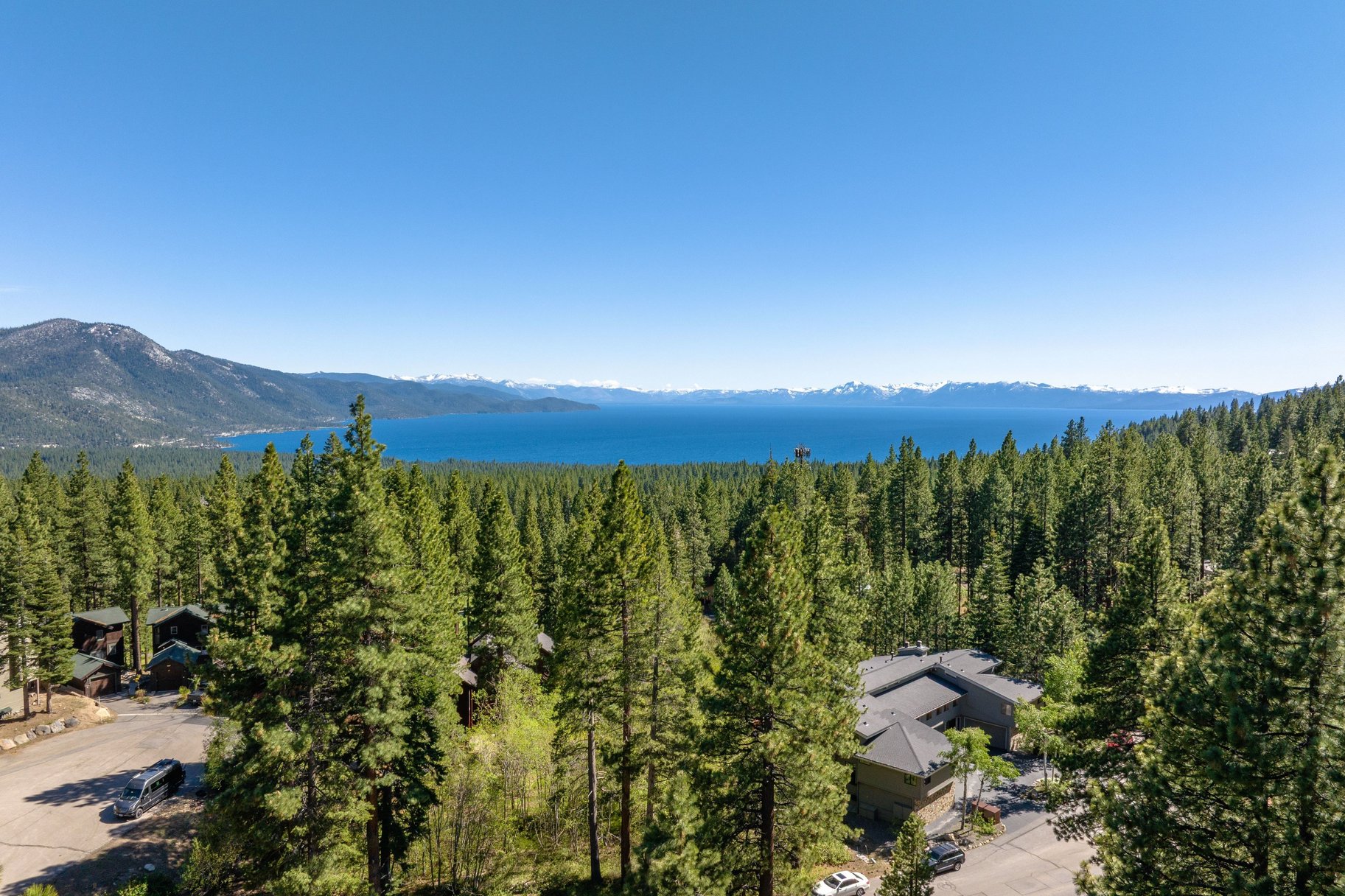  Your Lake Tahoe Escape Awaits — Steps from the Greens - 物件實景