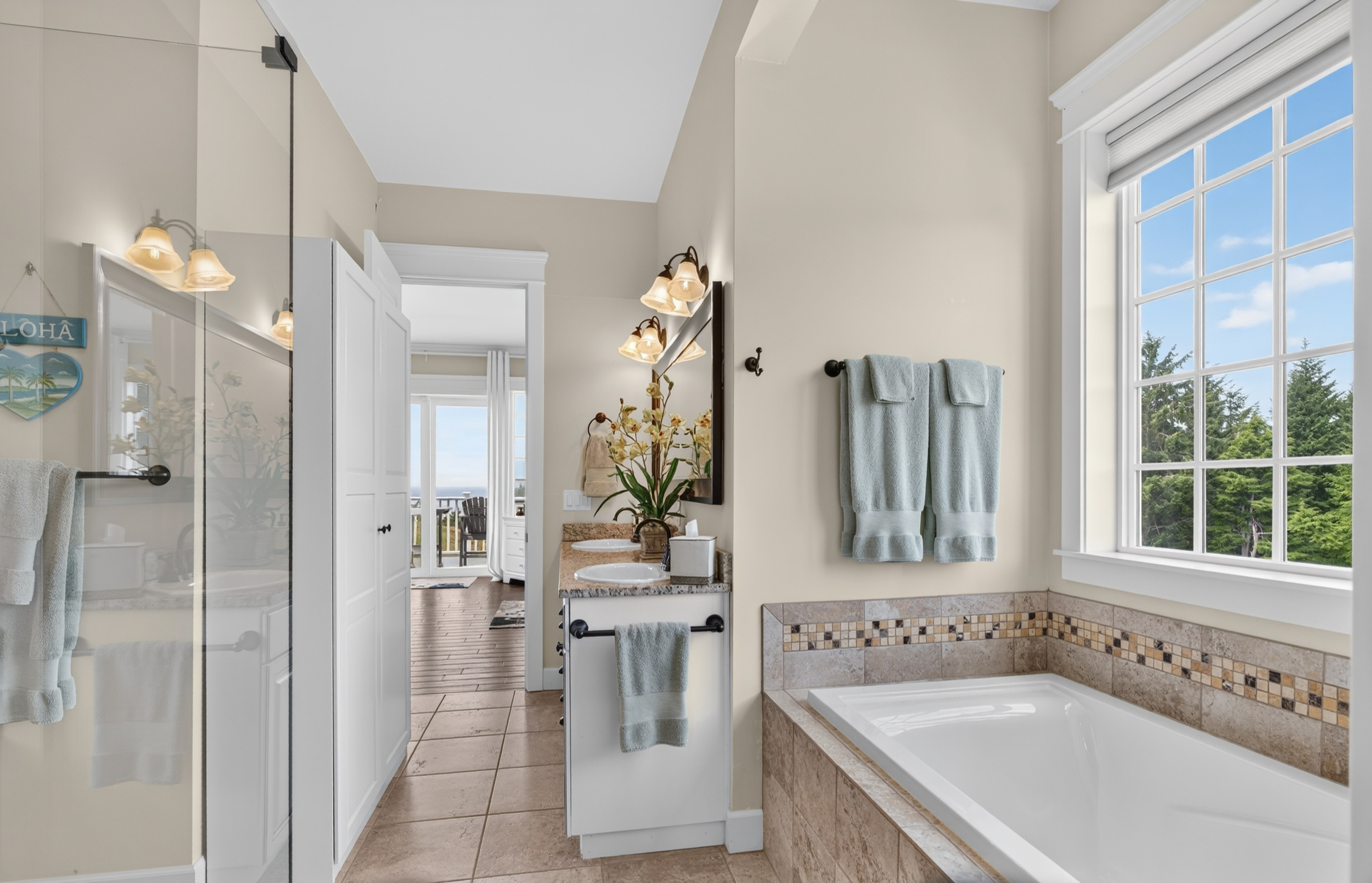  30 Chauncey Lane W, Pacific Beach, WA 98571 - 物件實景