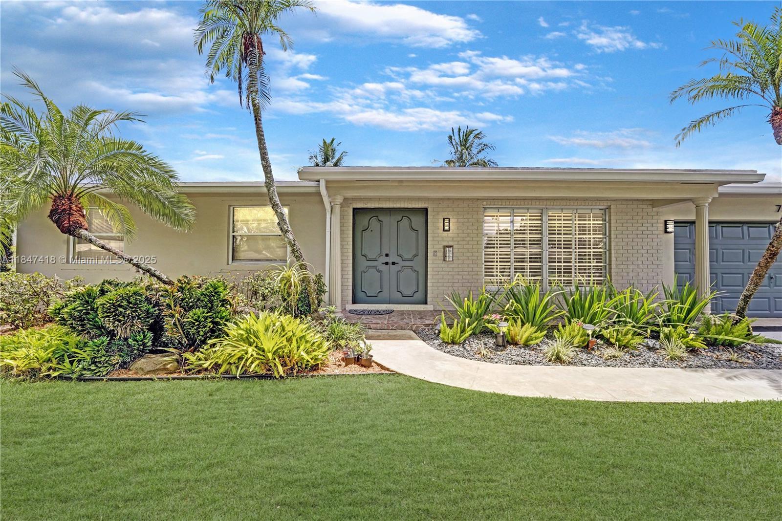 Plantation, Florida, 33313, United States, 4 Bedrooms Bedrooms, ,2 BathroomsBathrooms,Residential,For Sale,1903667