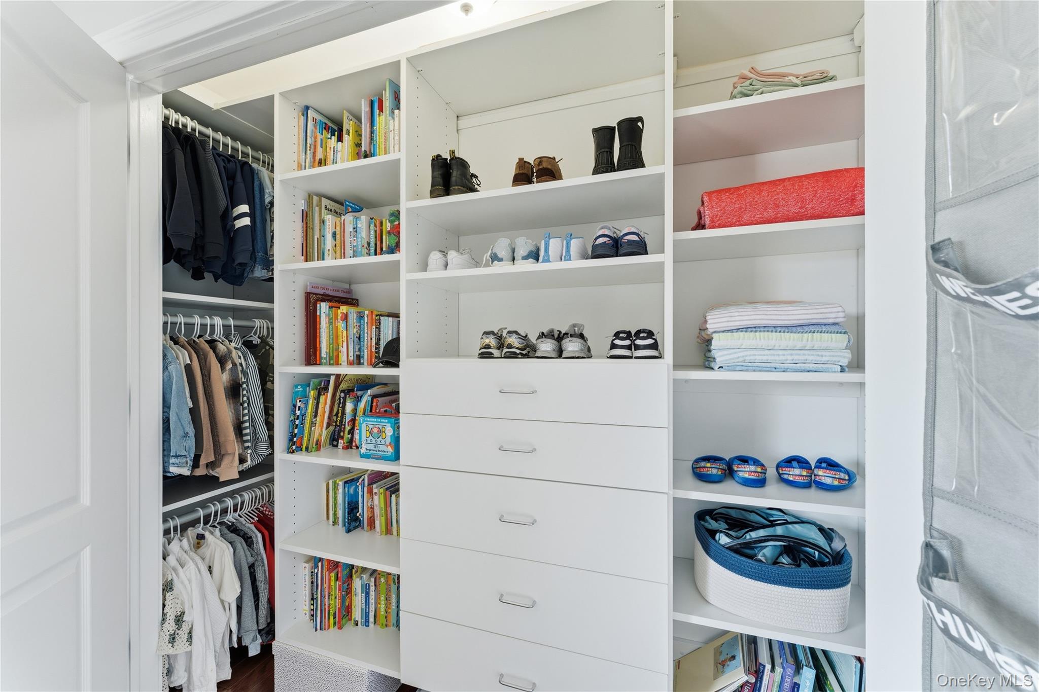 Oceanside, New York, 11572, United States, 4 Bedrooms Bedrooms, ,3 BathroomsBathrooms,Residential,For Sale,1987858