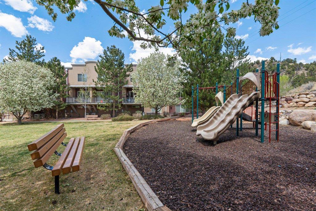 Durango, Colorado, 81301, United States, 2 Bedrooms Bedrooms, ,2 BathroomsBathrooms,Residential,For Sale,1873878