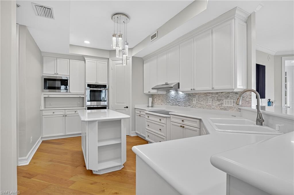 Bonita Springs, Florida, 34134, United States, 3 Bedrooms Bedrooms, ,3 BathroomsBathrooms,Residential,For Sale,1987776