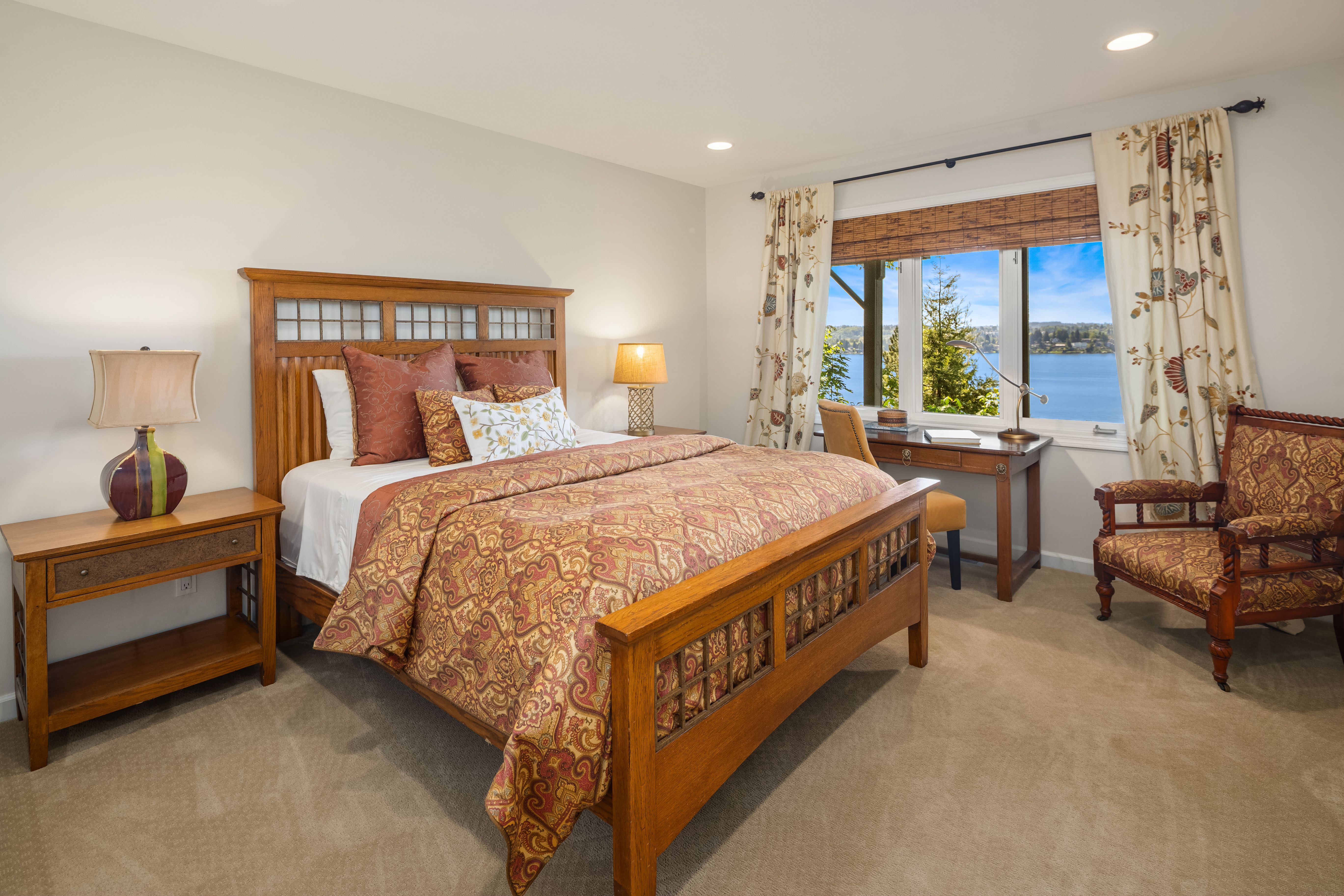  7447 W Mercer Wy, Mercer Island, WA 98040 - 物件實景