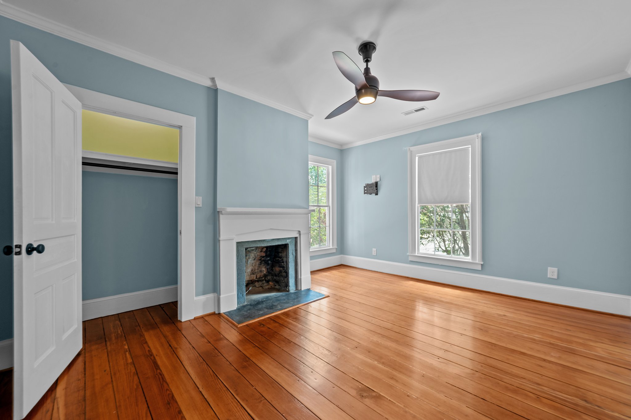 Washington, North Carolina, 27889, United States, 5 Bedrooms Bedrooms, ,3 BathroomsBathrooms,Residential,For Sale,1869236