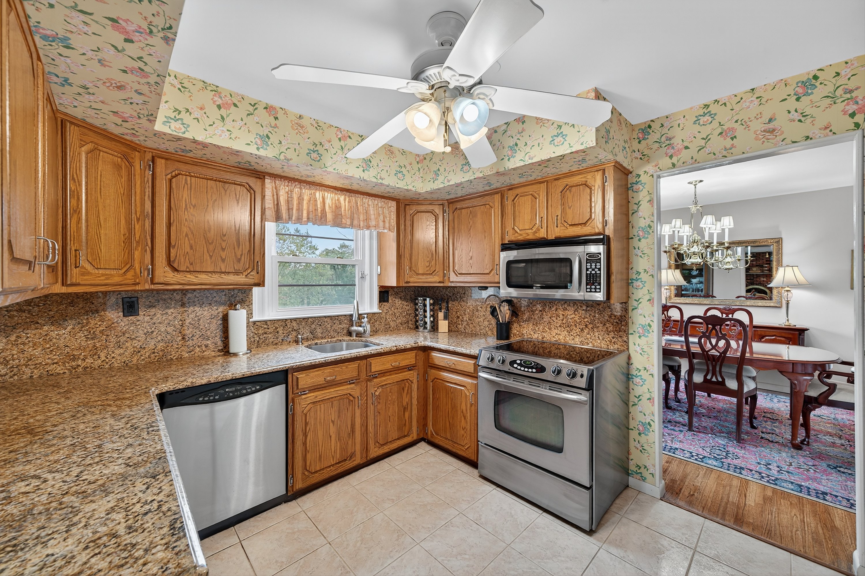 Monroe, New York, 10950, United States, 5 Bedrooms Bedrooms, ,3 BathroomsBathrooms,Residential,For Sale,1976155