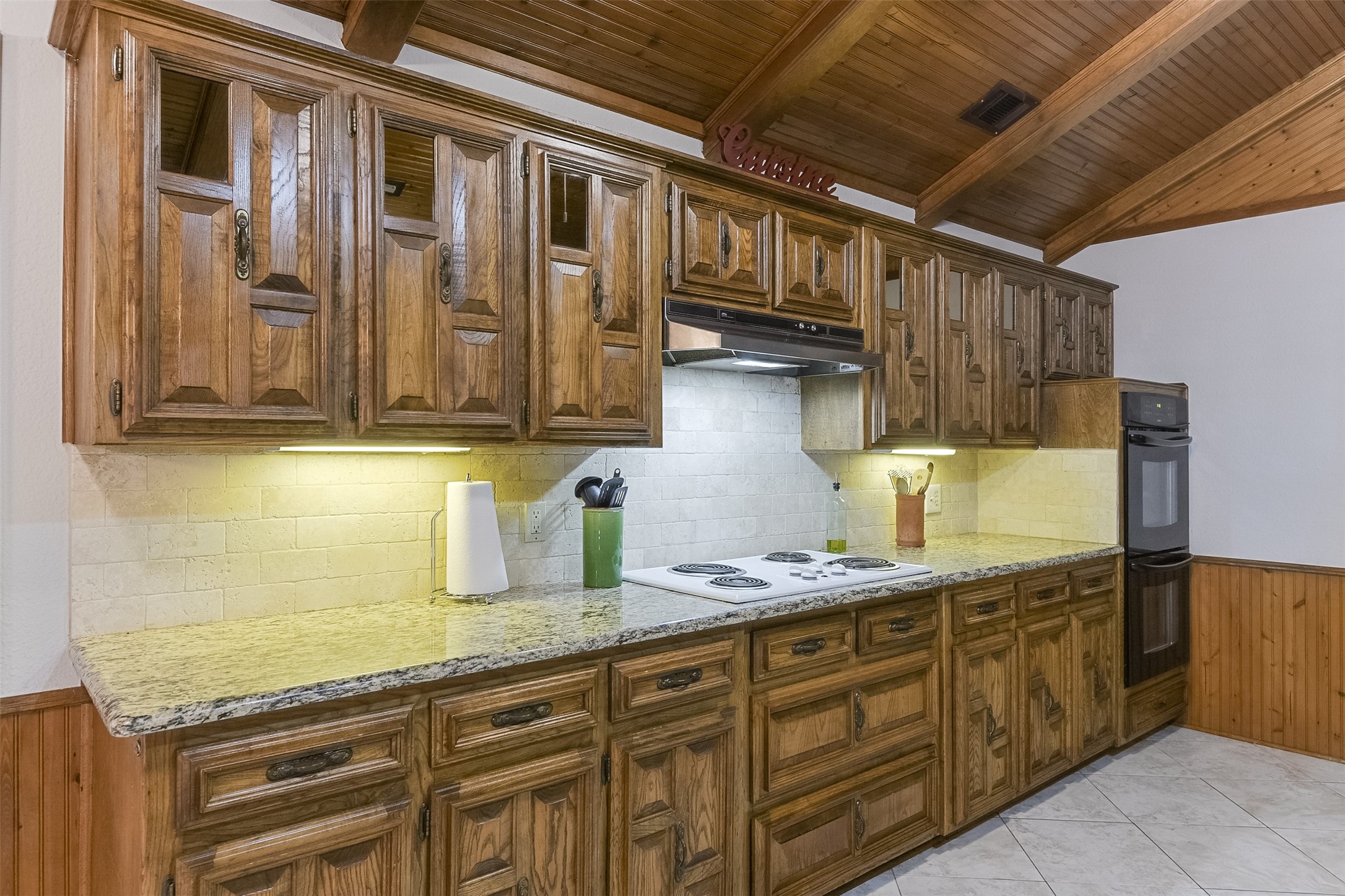 Ovilla, Texas, 75154, United States, 3 Bedrooms Bedrooms, ,4 BathroomsBathrooms,Residential,For Sale,1866219