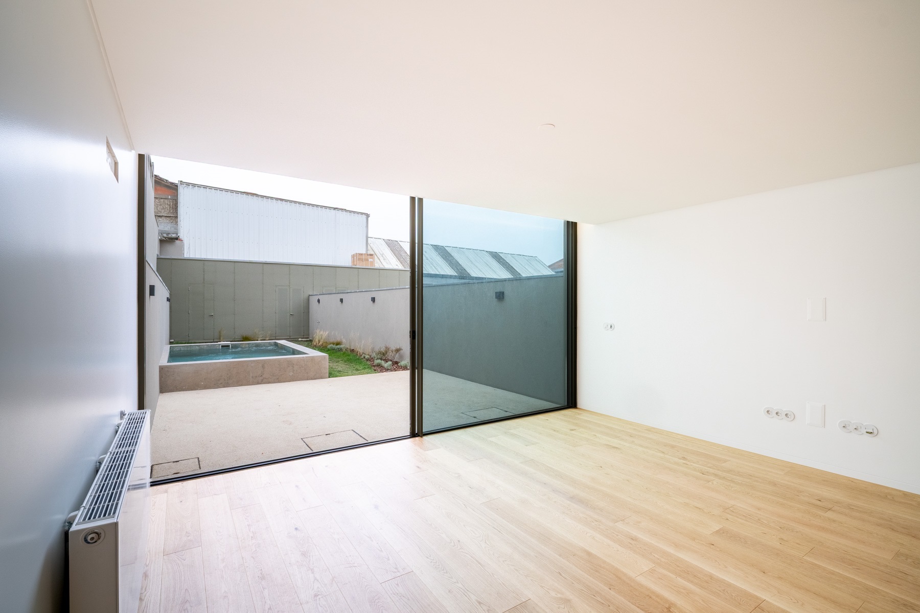  Semi-detached house, 4 bedrooms, for Sale - 物件實景