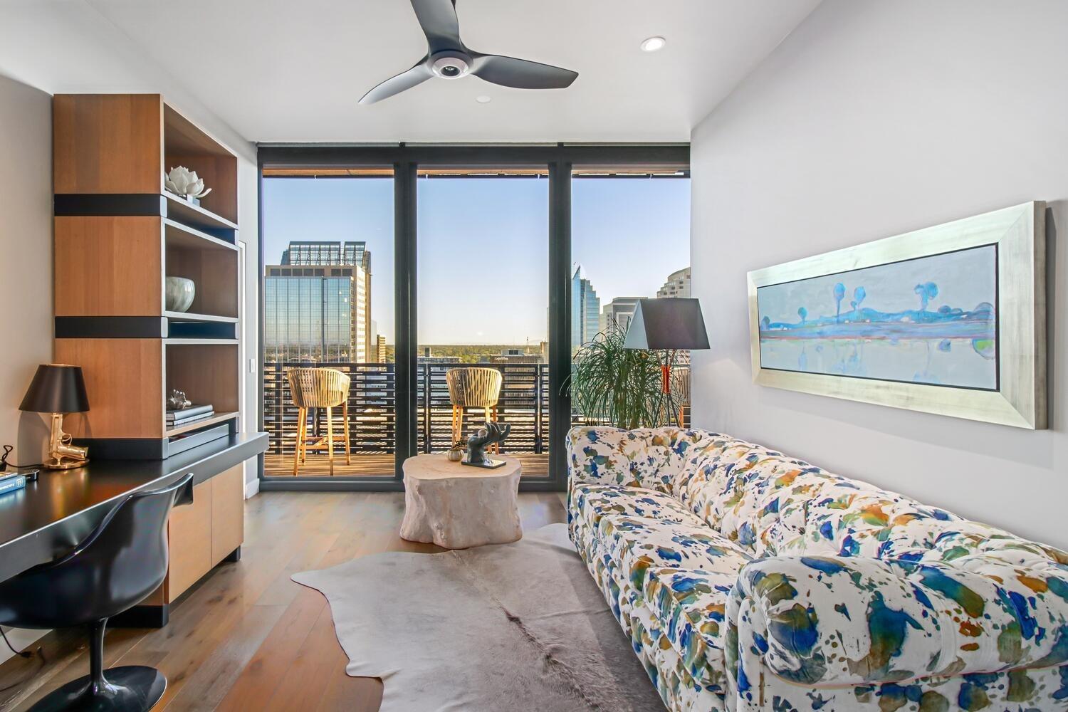 Sacramento, California, 95814, United States, 3 Bedrooms Bedrooms, ,3 BathroomsBathrooms,Residential,For Sale,1838826