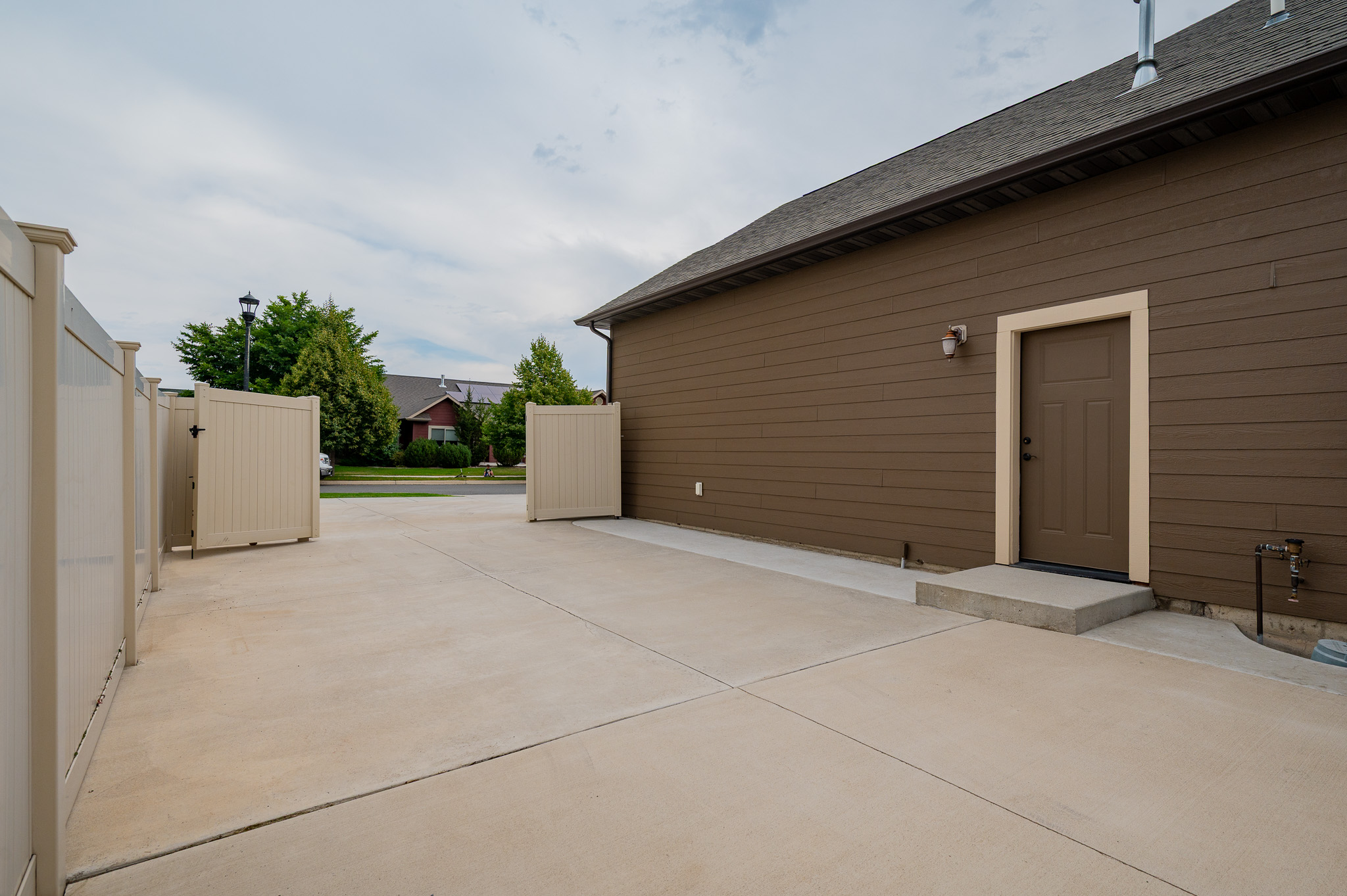 Helena, Montana, 59602, United States, 4 Bedrooms Bedrooms, ,3 BathroomsBathrooms,Residential,For Sale,1974556