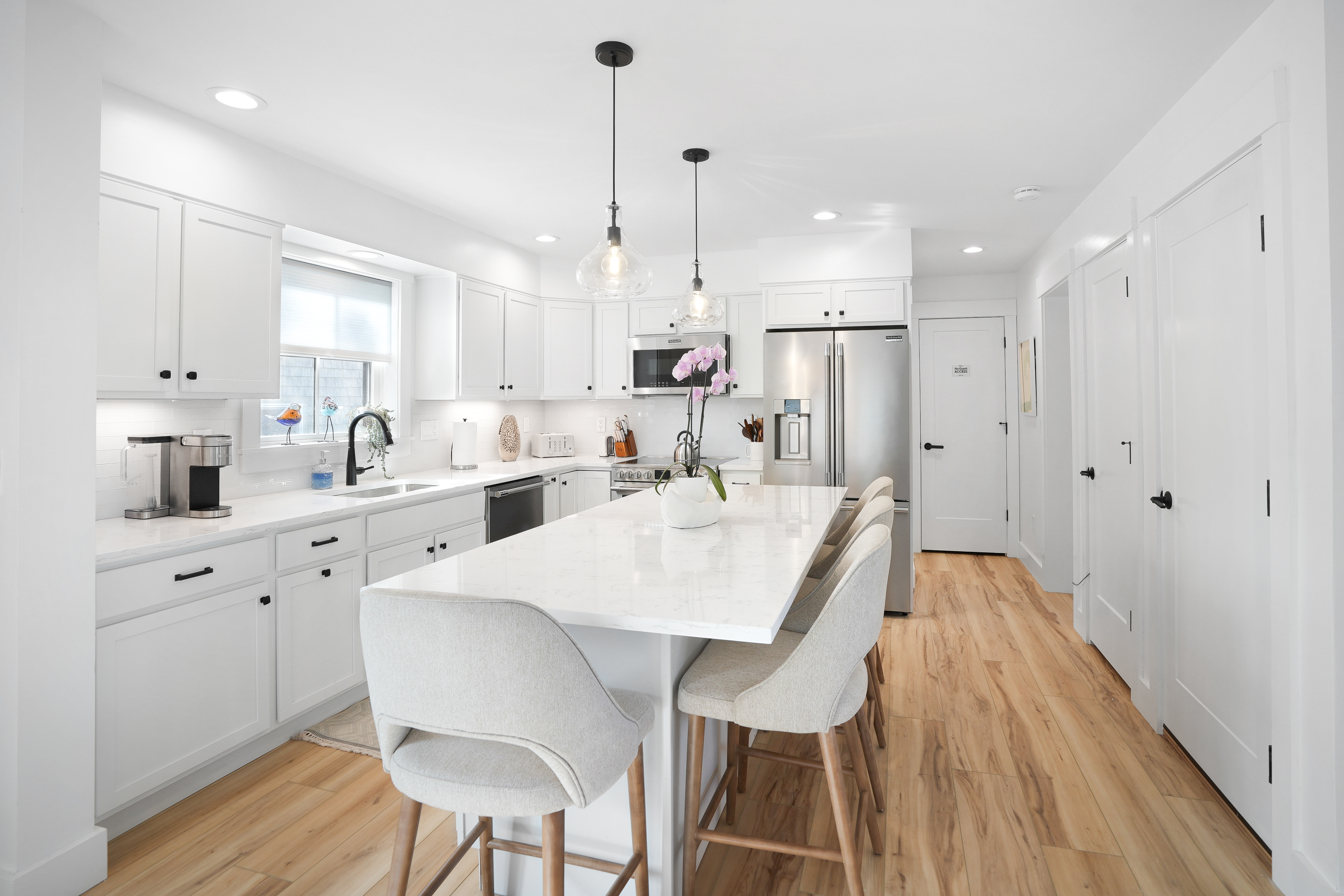  Rare Downtown Vineyard Haven Compound Offering - 物件實景