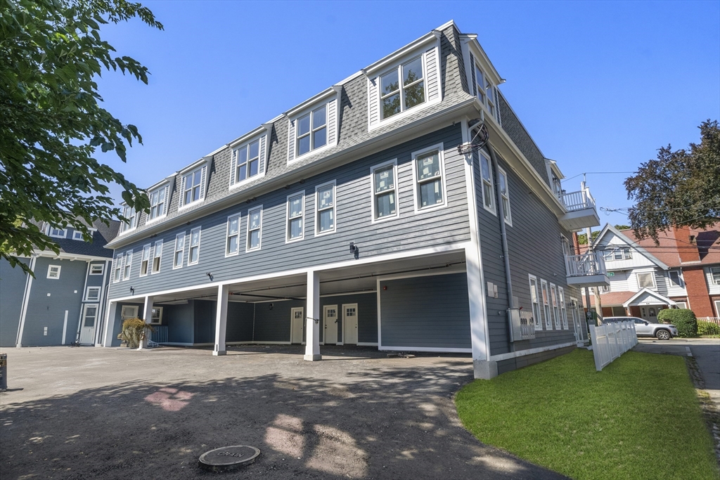 Boston, Massachusetts, 02125, United States, 2 Bedrooms Bedrooms, ,2 BathroomsBathrooms,Residential,For Sale,2001767