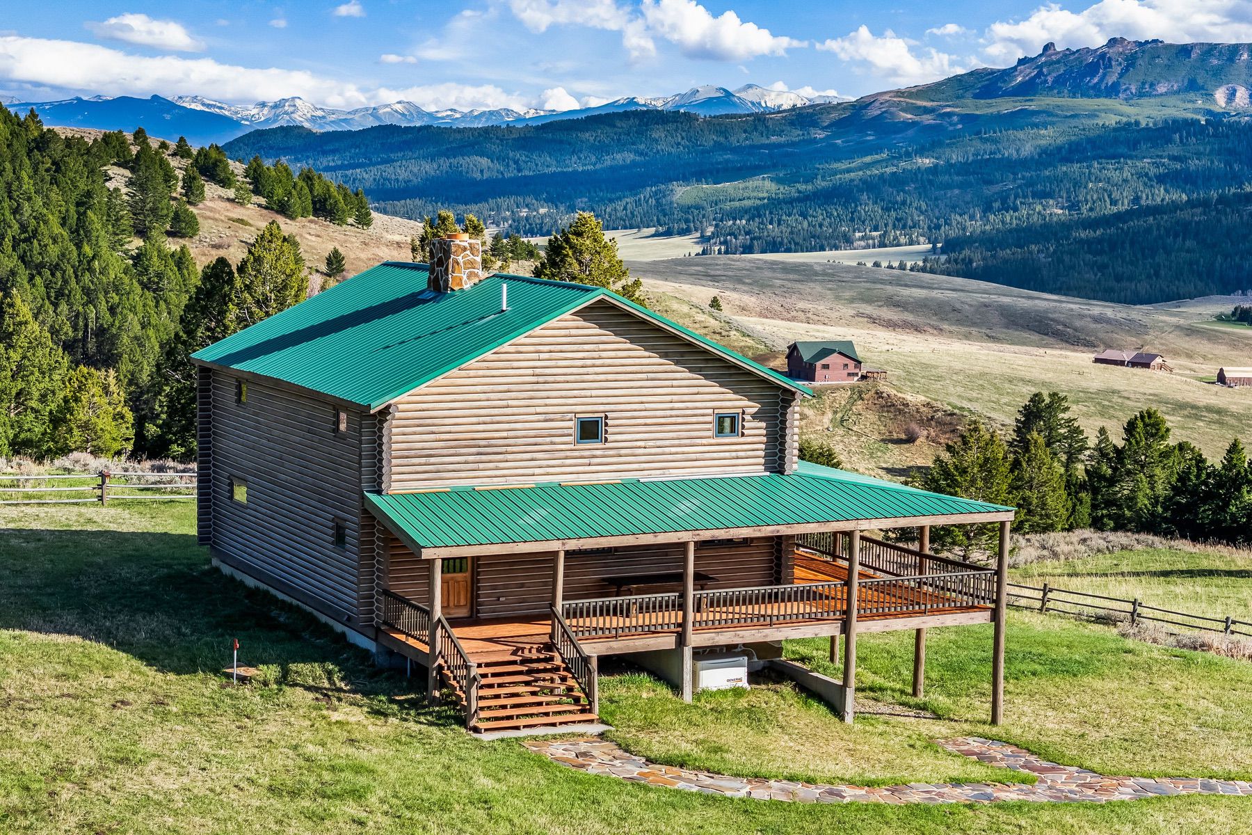  755 Coffee Creek Rd - 物件實景