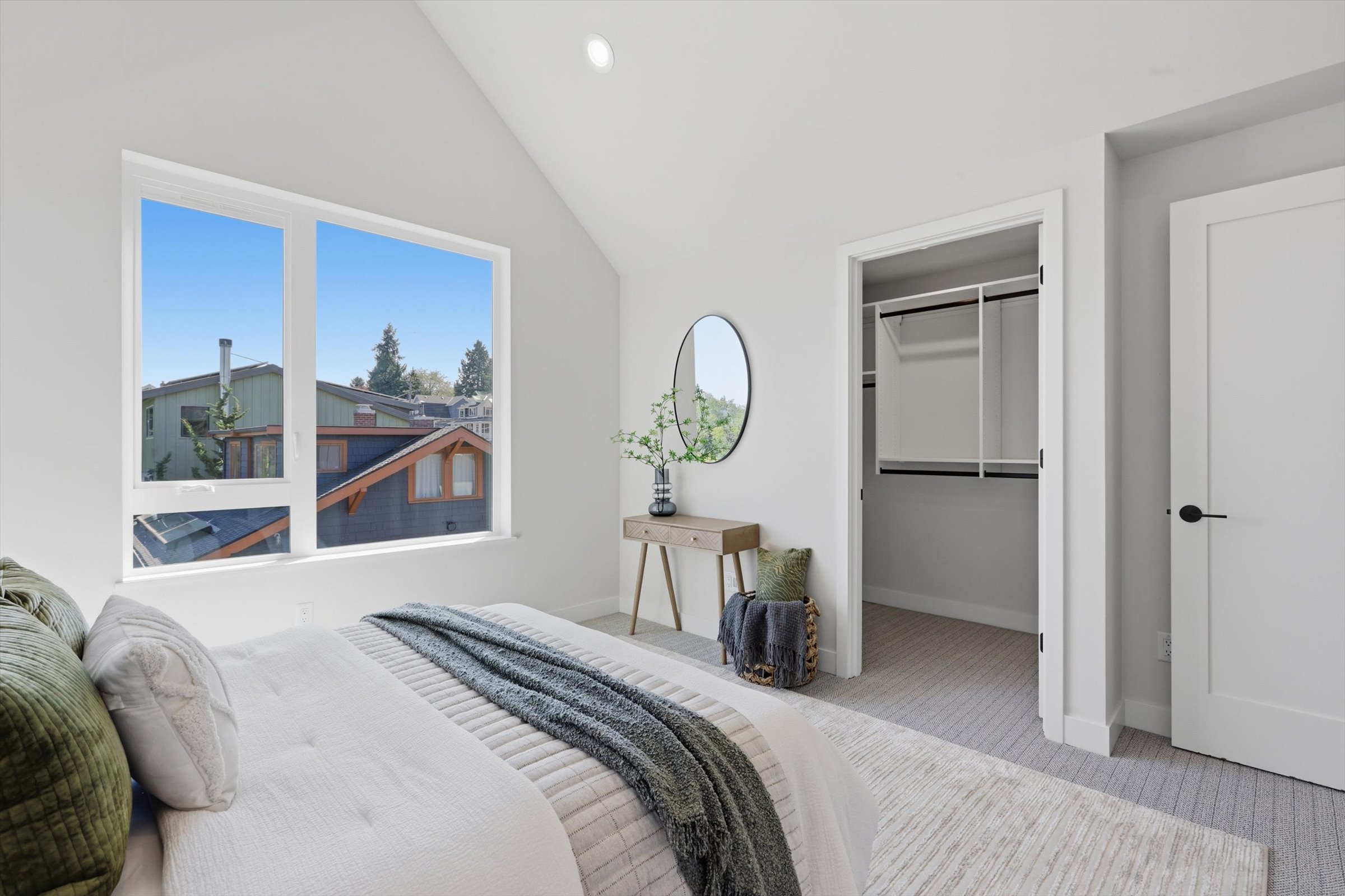  4233 S Bradford St, Seattle, WA 98118 - 物件實景