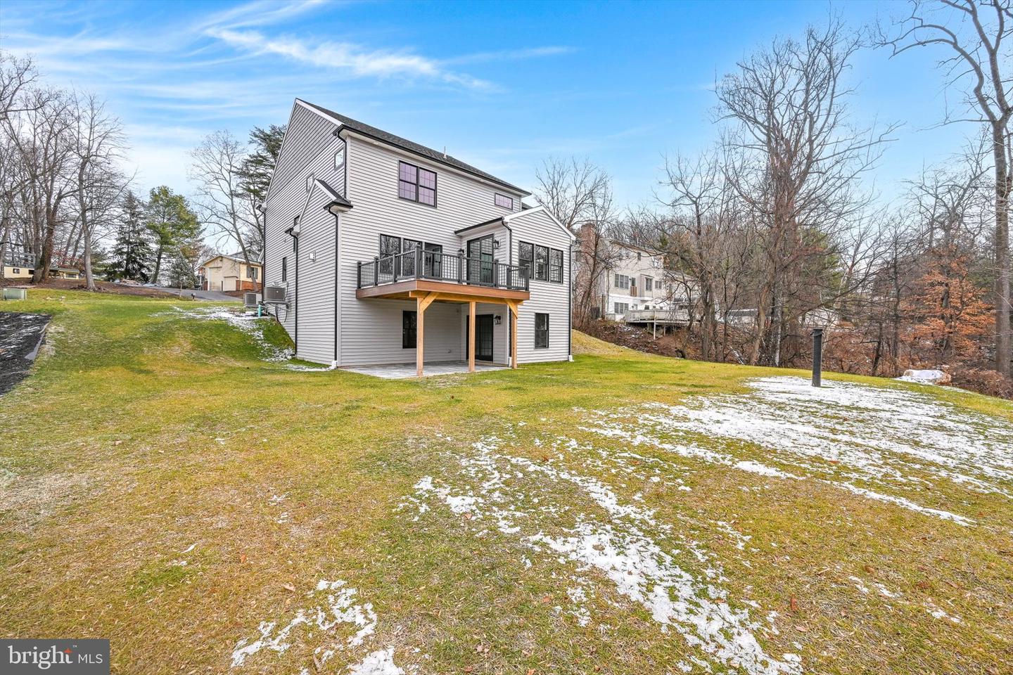 NEW CUMBERLAND, Pennsylvania, 17070, United States, 4 Bedrooms Bedrooms, ,4 BathroomsBathrooms,Residential,For Sale,2005411