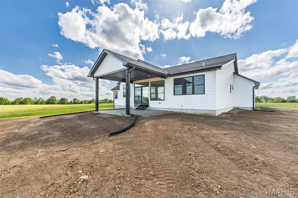 Troy, Missouri, 63379, United States, 4 Bedrooms Bedrooms, ,4 BathroomsBathrooms,Residential,For Sale,1913425
