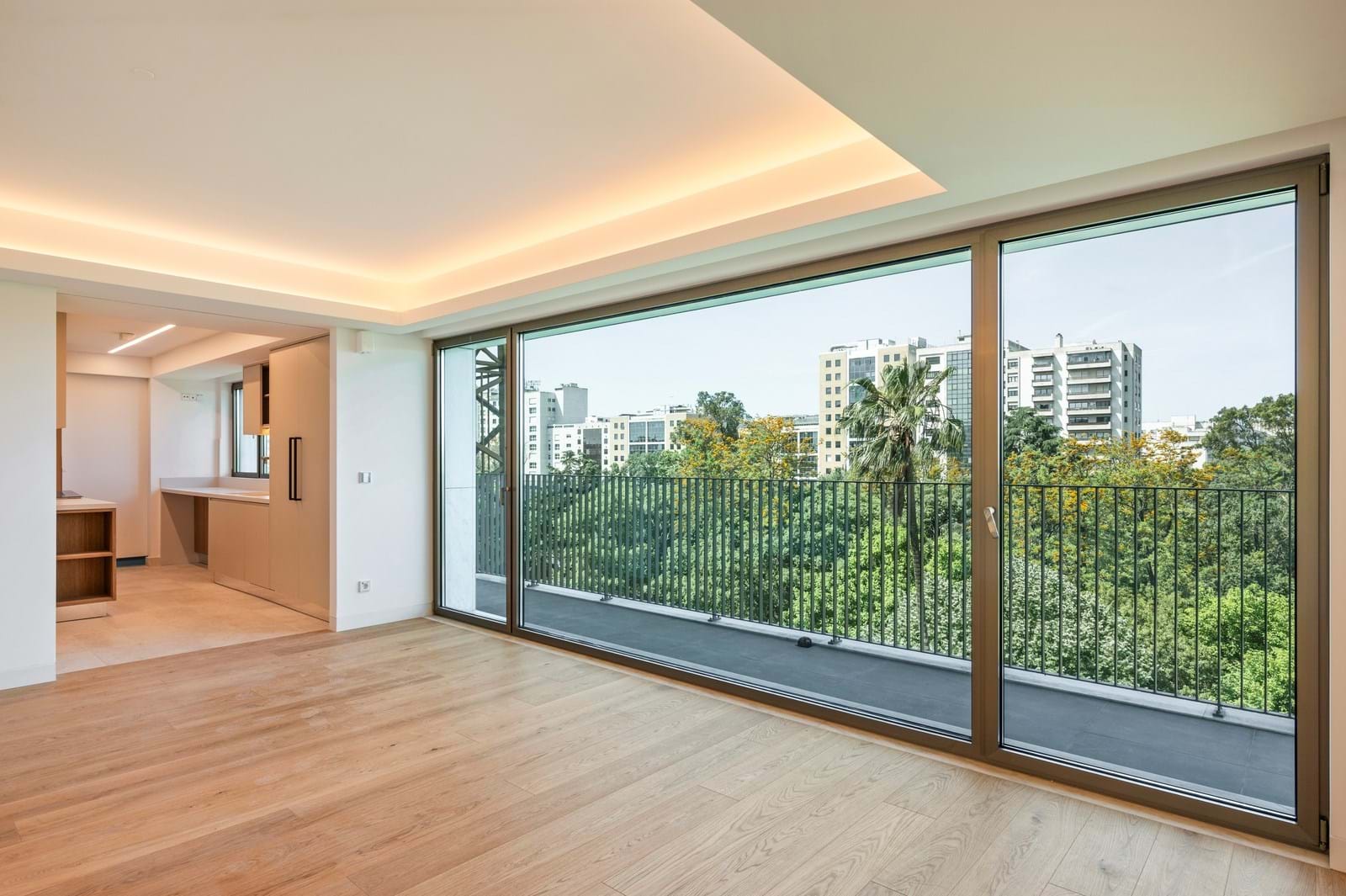 Lisboa, Lisbon, 1700-093, PT, 3 Bedrooms Bedrooms, ,3 BathroomsBathrooms,Residential,For Sale,1829446