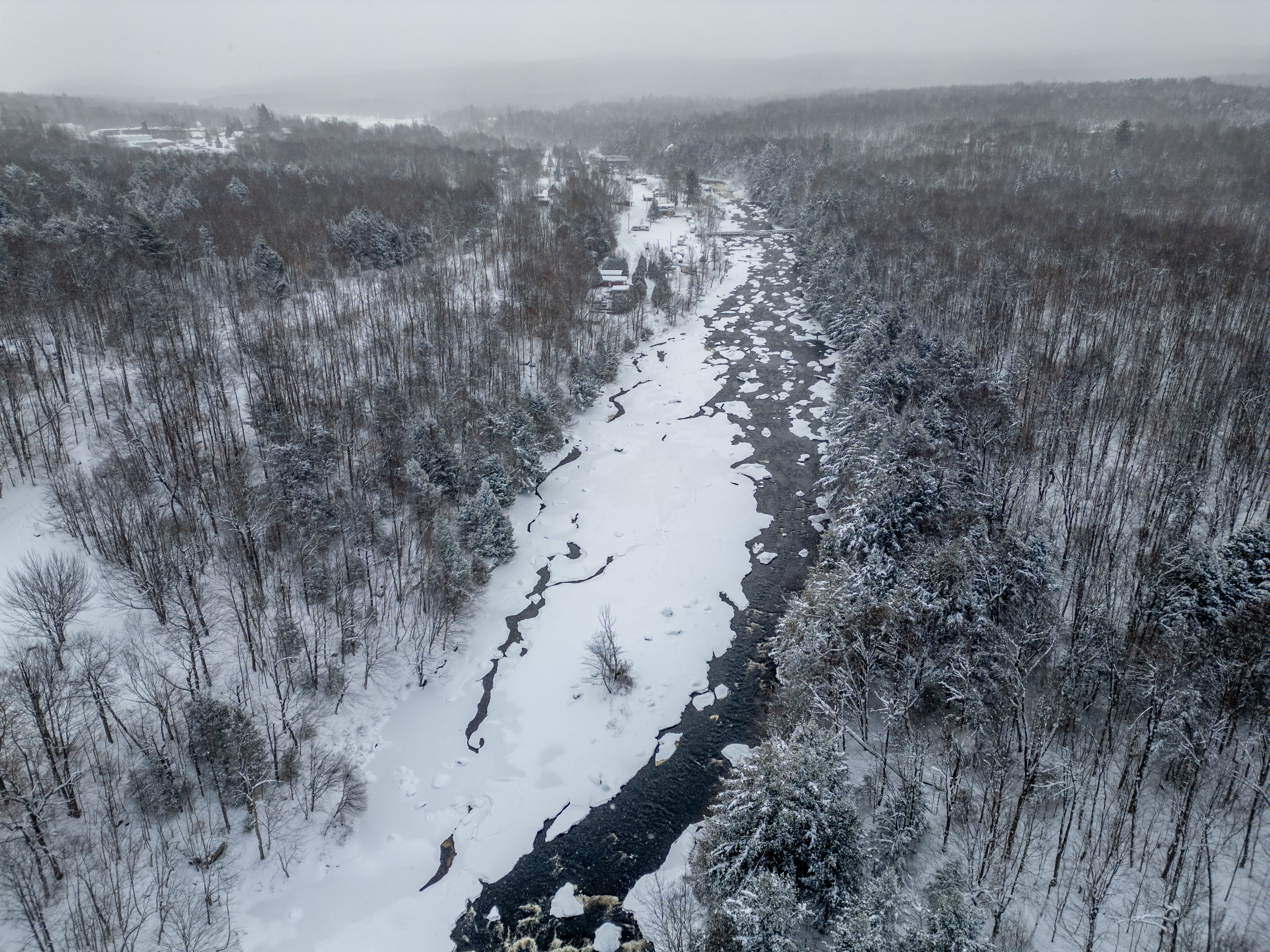  Adirondack Compound on 21+ Acres - 物件實景