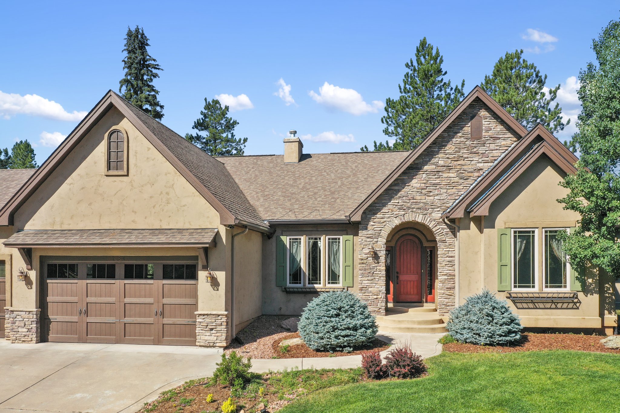 Woodland Park, Colorado, 80863, United States, 4 Bedrooms Bedrooms, ,4 BathroomsBathrooms,Residential,For Sale,1908296