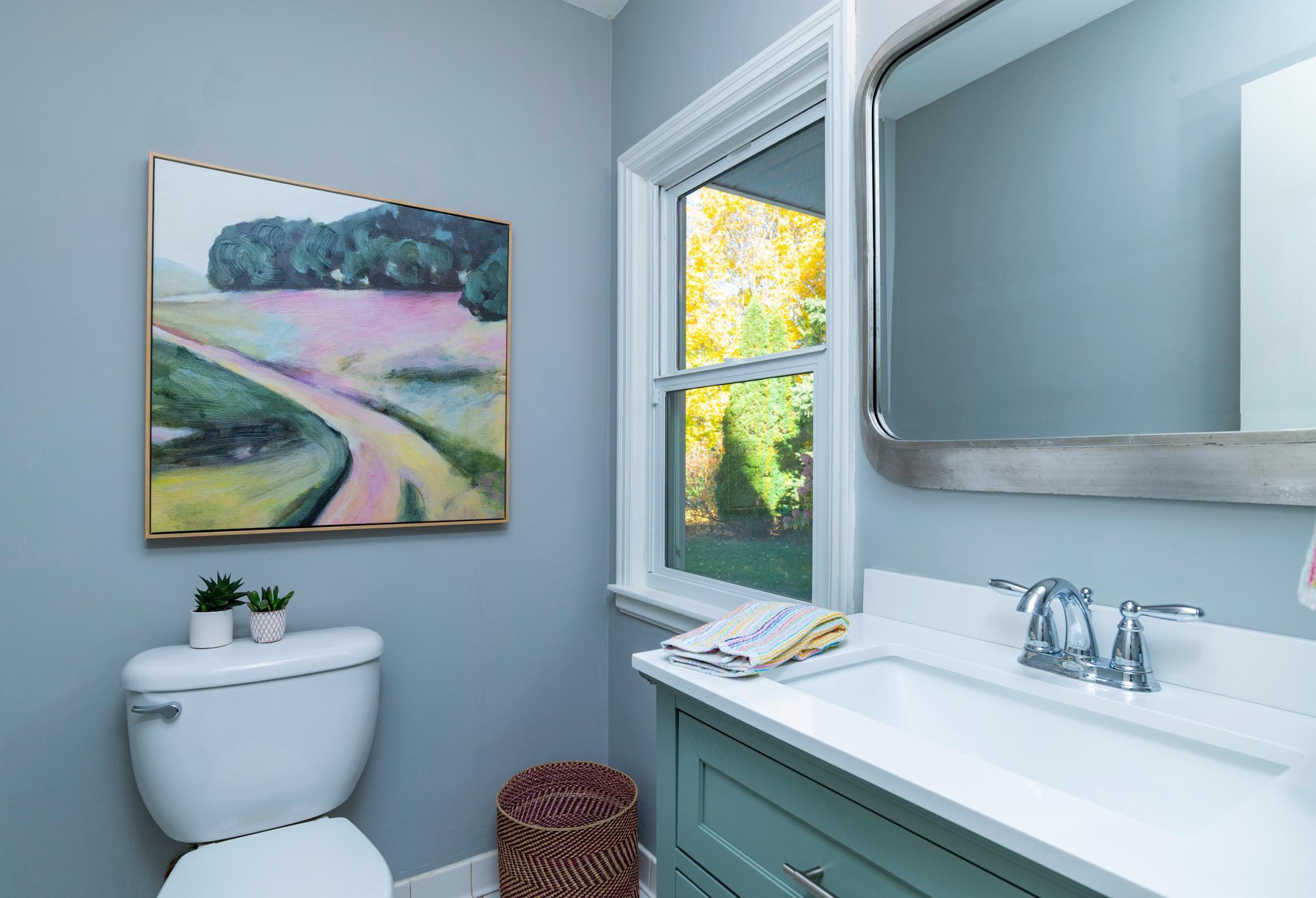 Saint Paul, Minnesota, 55116, United States, 3 Bedrooms Bedrooms, ,2 BathroomsBathrooms,Residential,For Sale,1987775