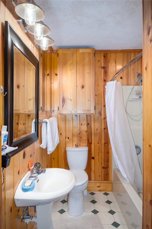 Libby, Montana, 59923, United States, 3 Bedrooms Bedrooms, ,2 BathroomsBathrooms,Residential,For Sale,1860781