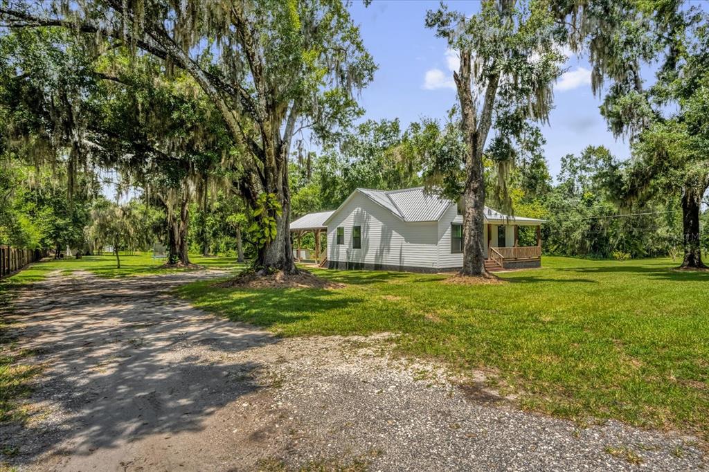 Lakeland, Florida, 33809, United States, 3 Bedrooms Bedrooms, ,2 BathroomsBathrooms,Residential,For Sale,1925749